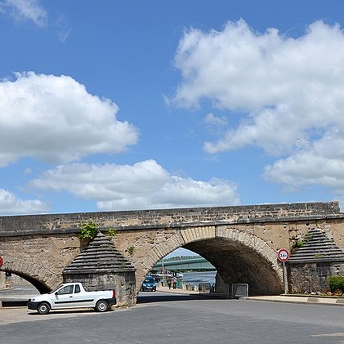 Photo de Vieux pont de Pont-sur-Yonne