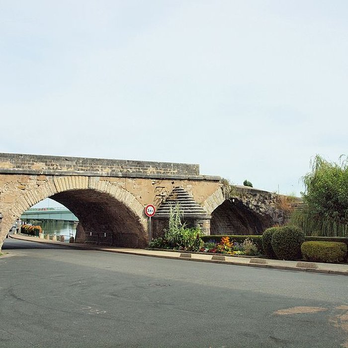 Photo de Vieux pont de Pont-sur-Yonne