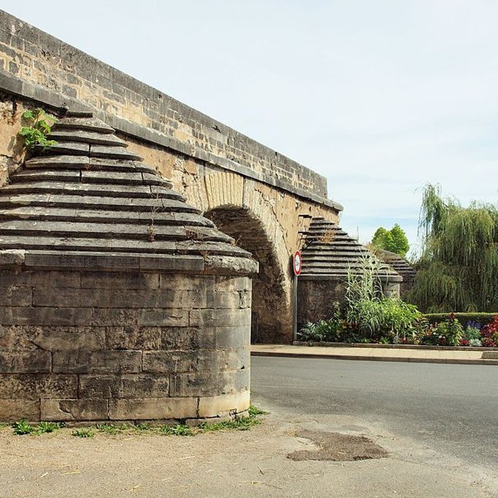 Photo de Vieux pont de Pont-sur-Yonne