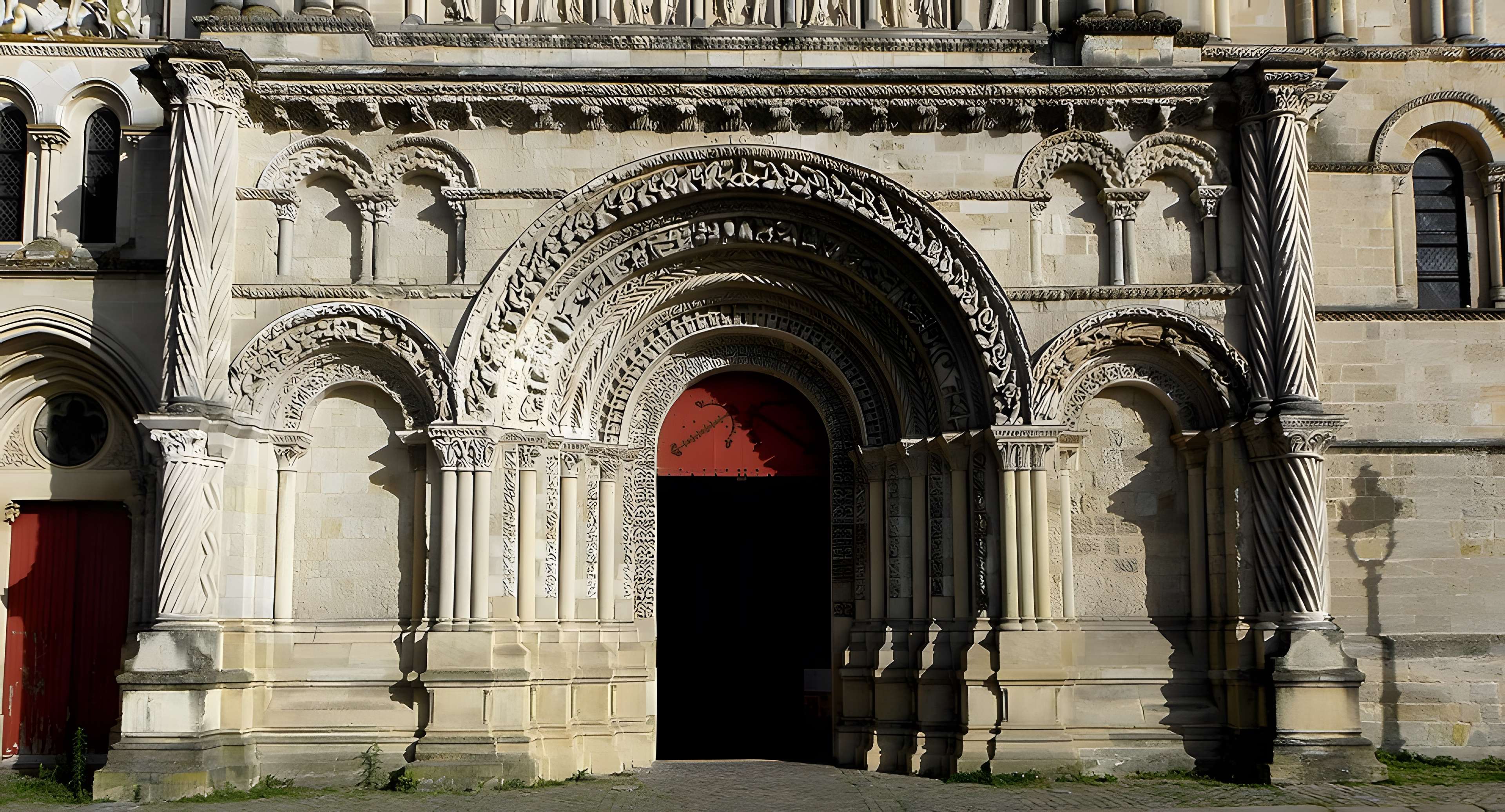 Abbatiale Sainte-Croix de Bordeaux