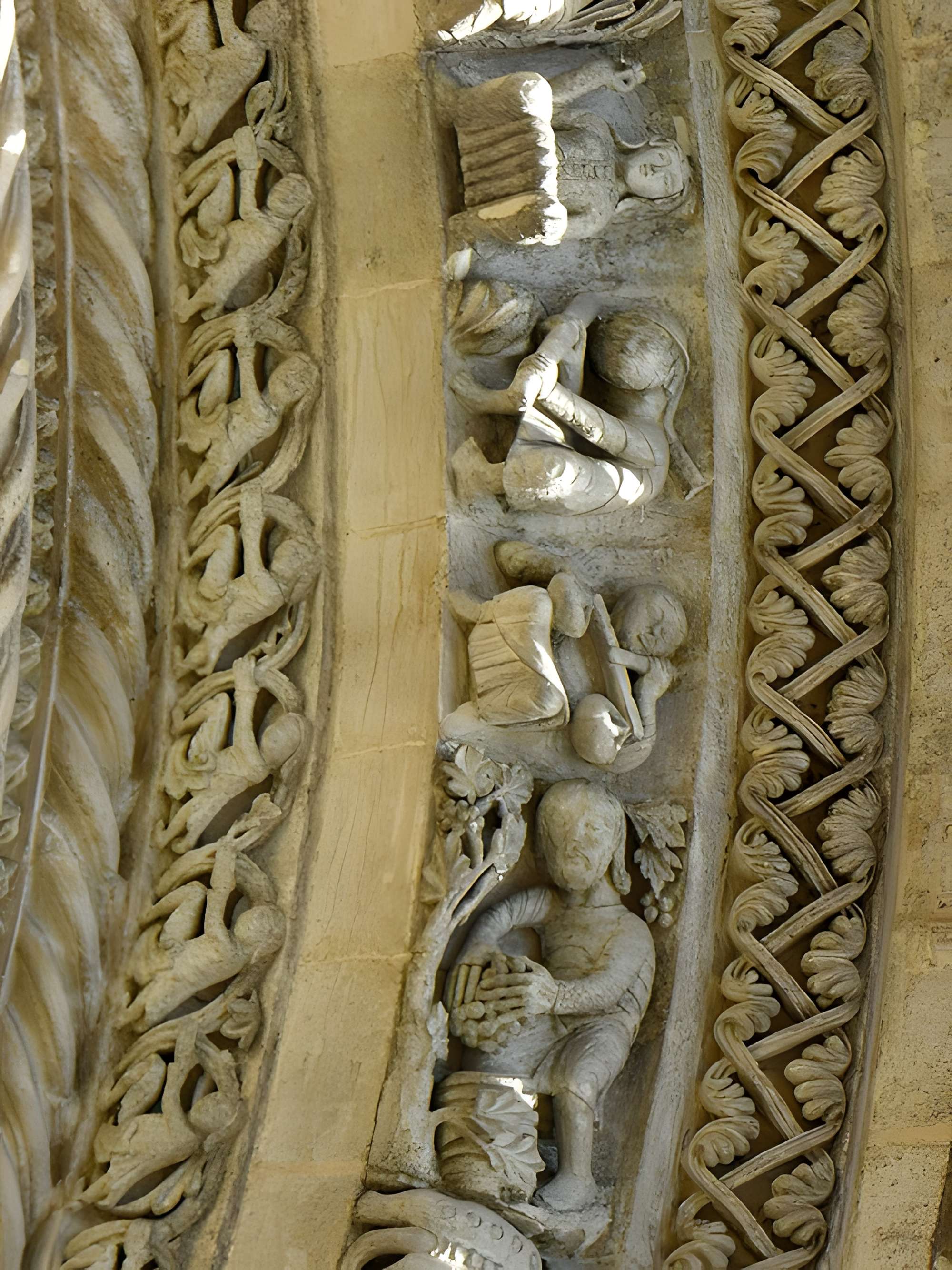 Abbatiale Sainte-Croix de Bordeaux