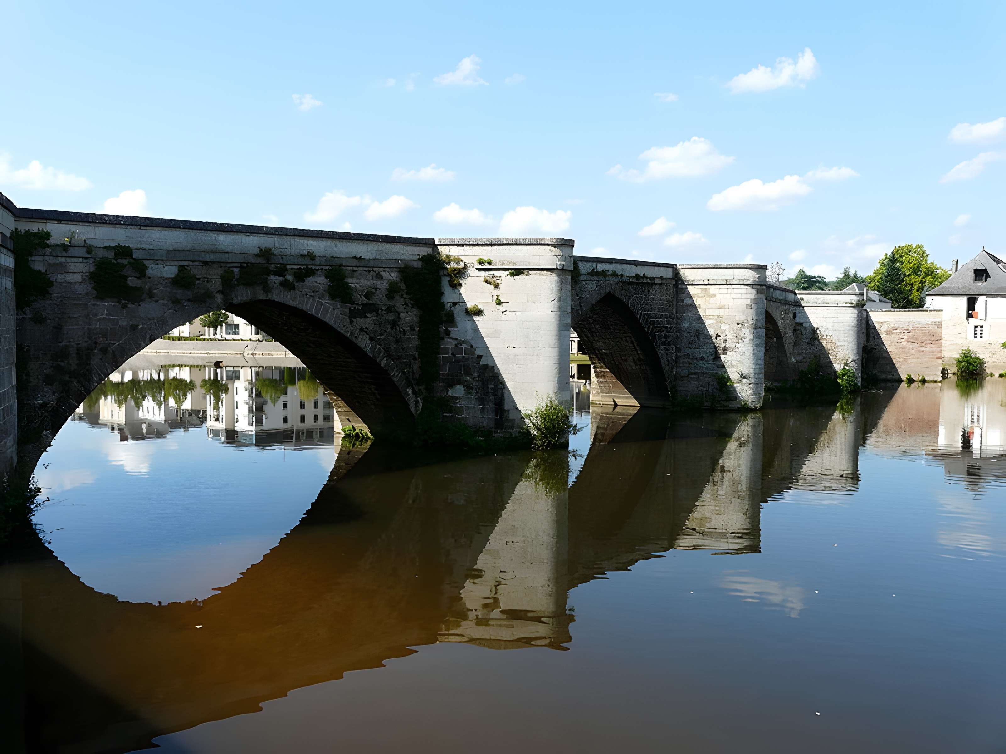 Vieux Pont de Terrasson à Terrasson-Lavilledieu