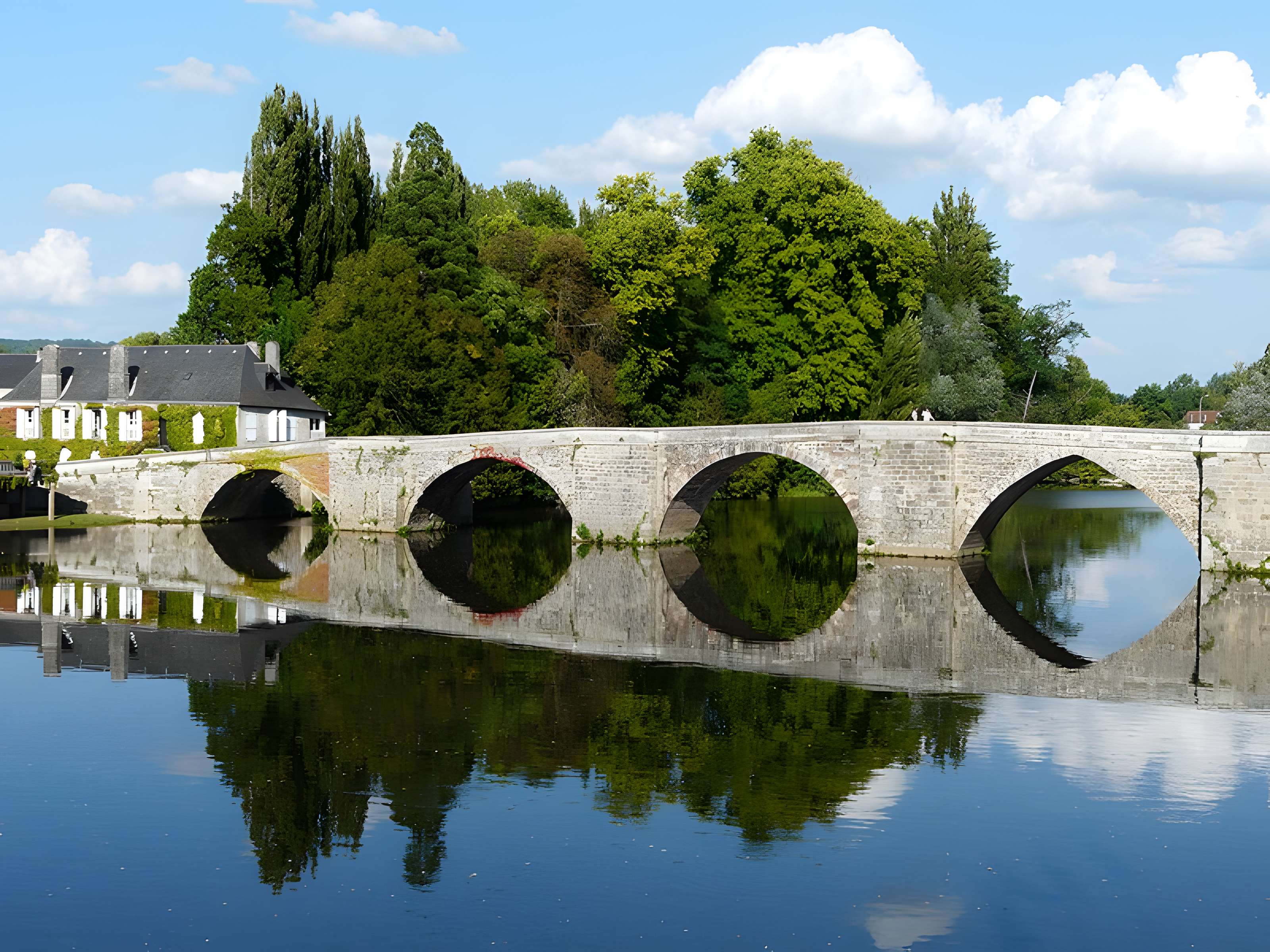 Vieux Pont de Terrasson à Terrasson-Lavilledieu