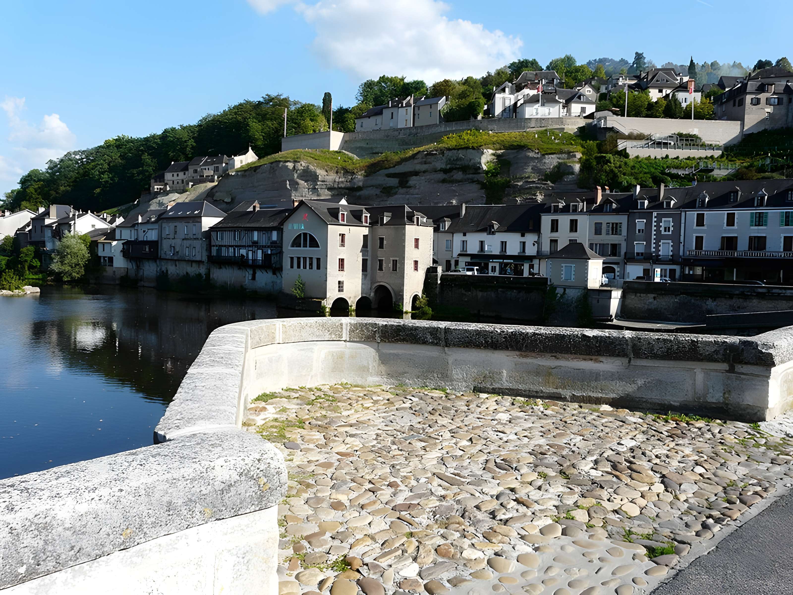 Vieux Pont de Terrasson à Terrasson-Lavilledieu