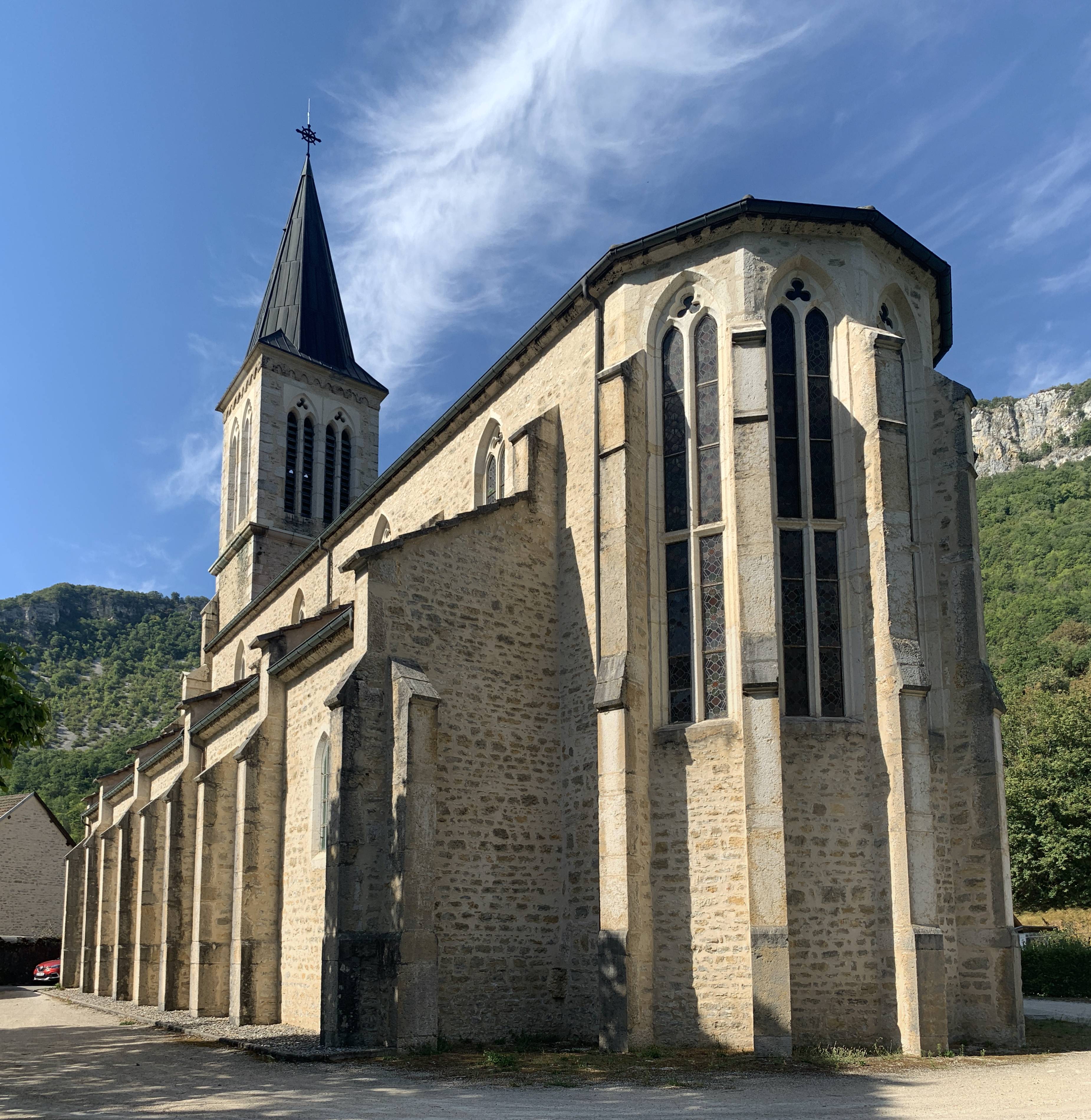 Photo de La Burbanche教会