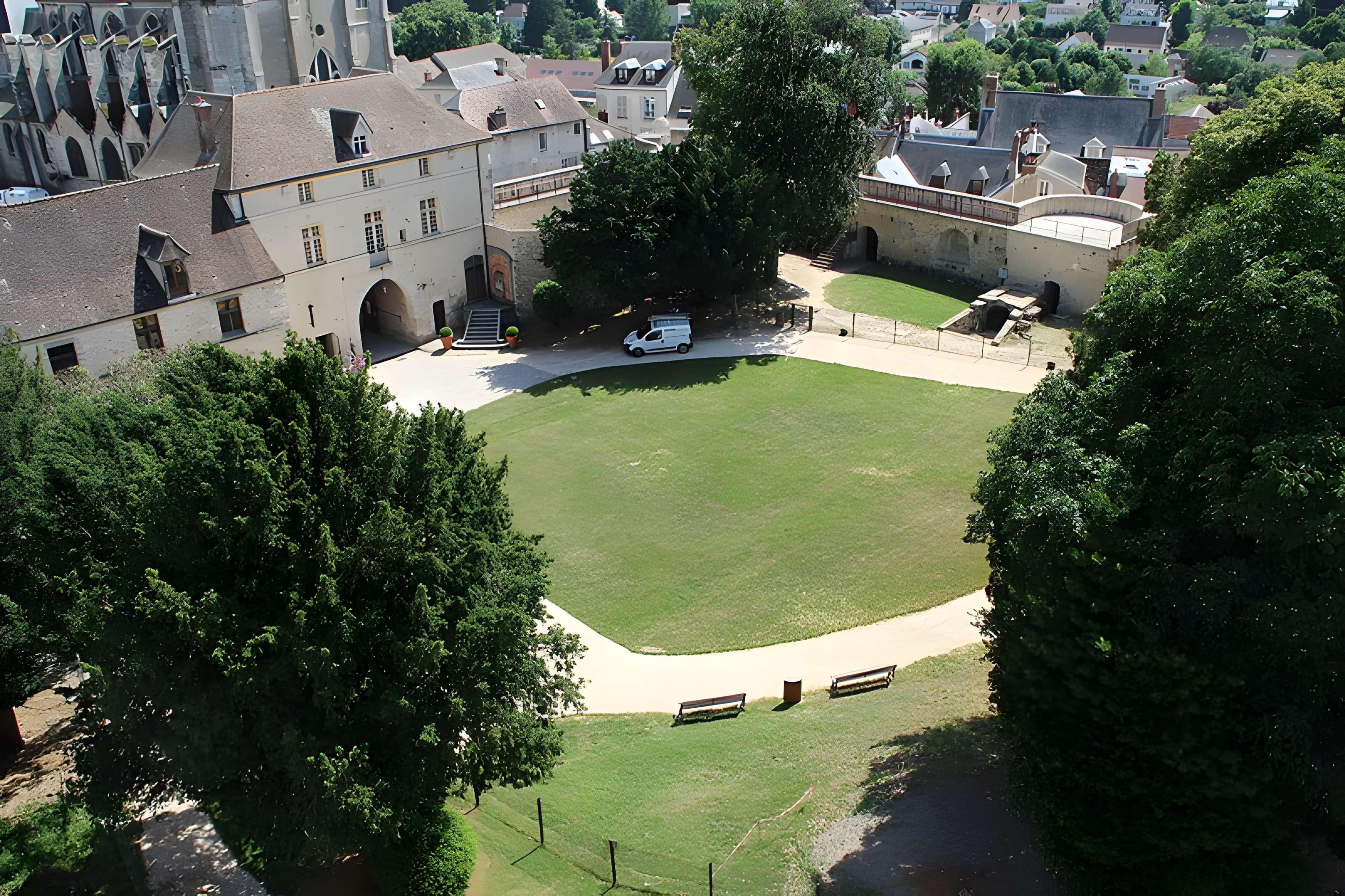 Château de Dourdan