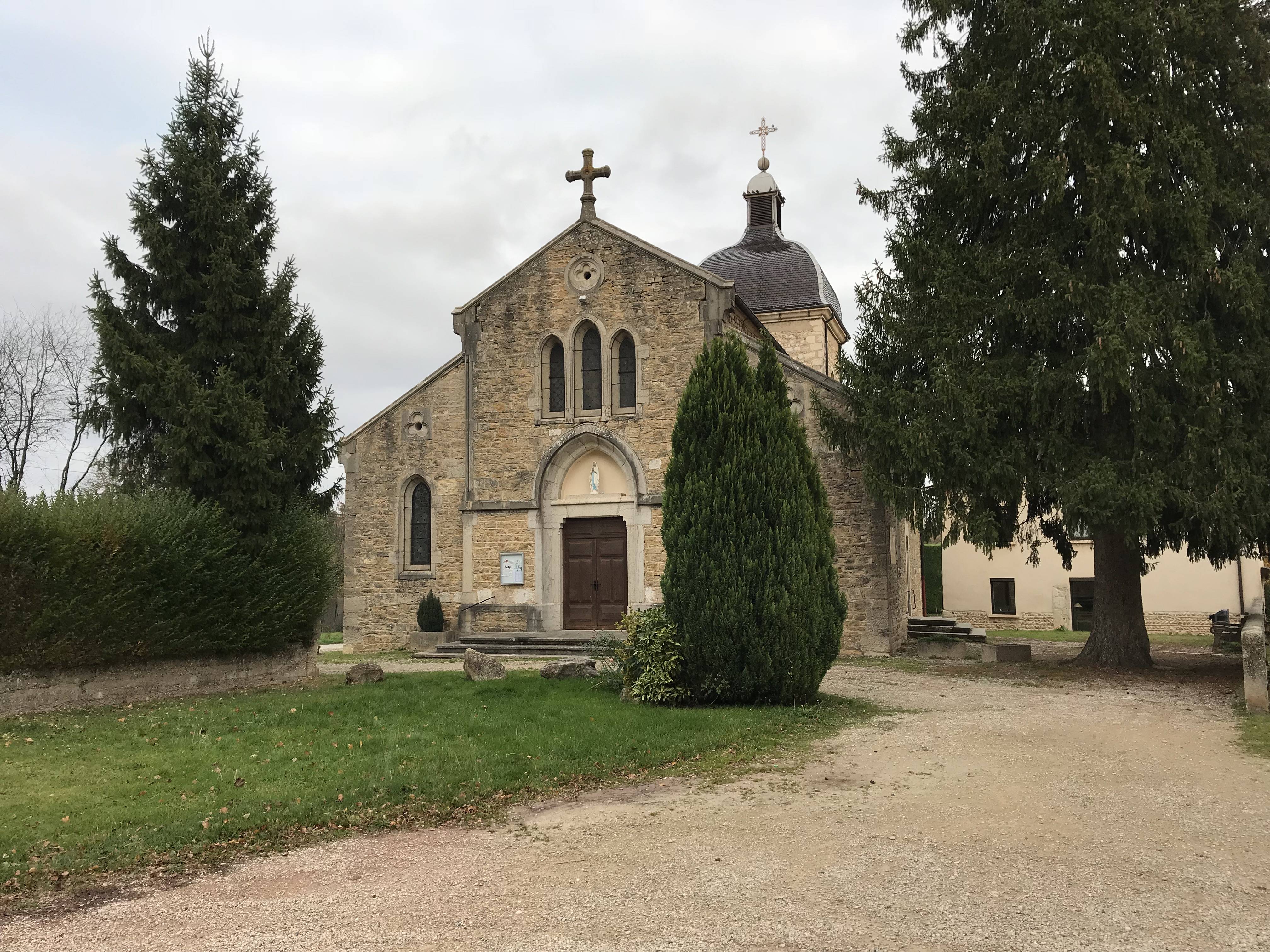 Photo de Église Saint-Laurent de Mollon
