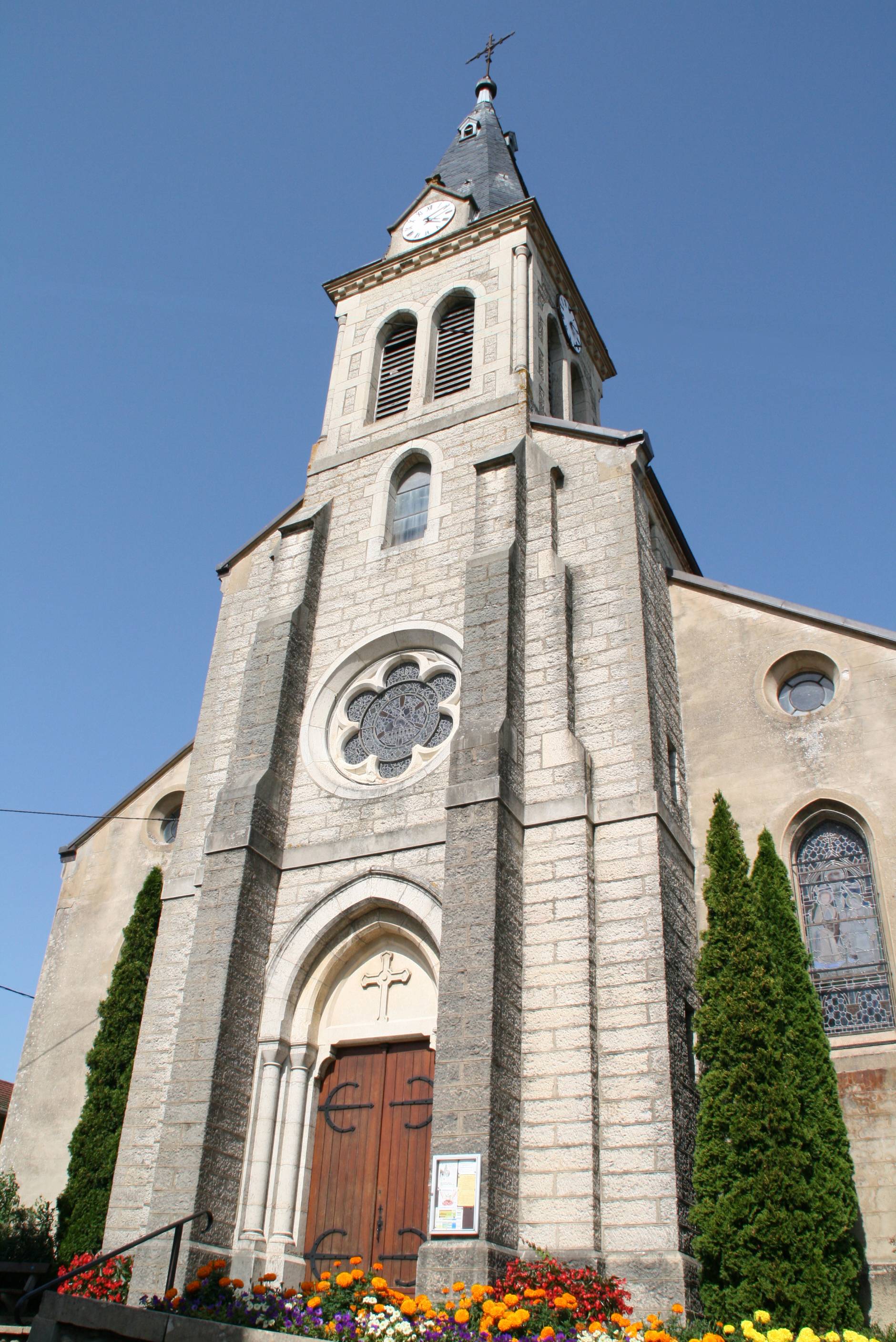 Photo de Église Saint-Pierre de Villieu