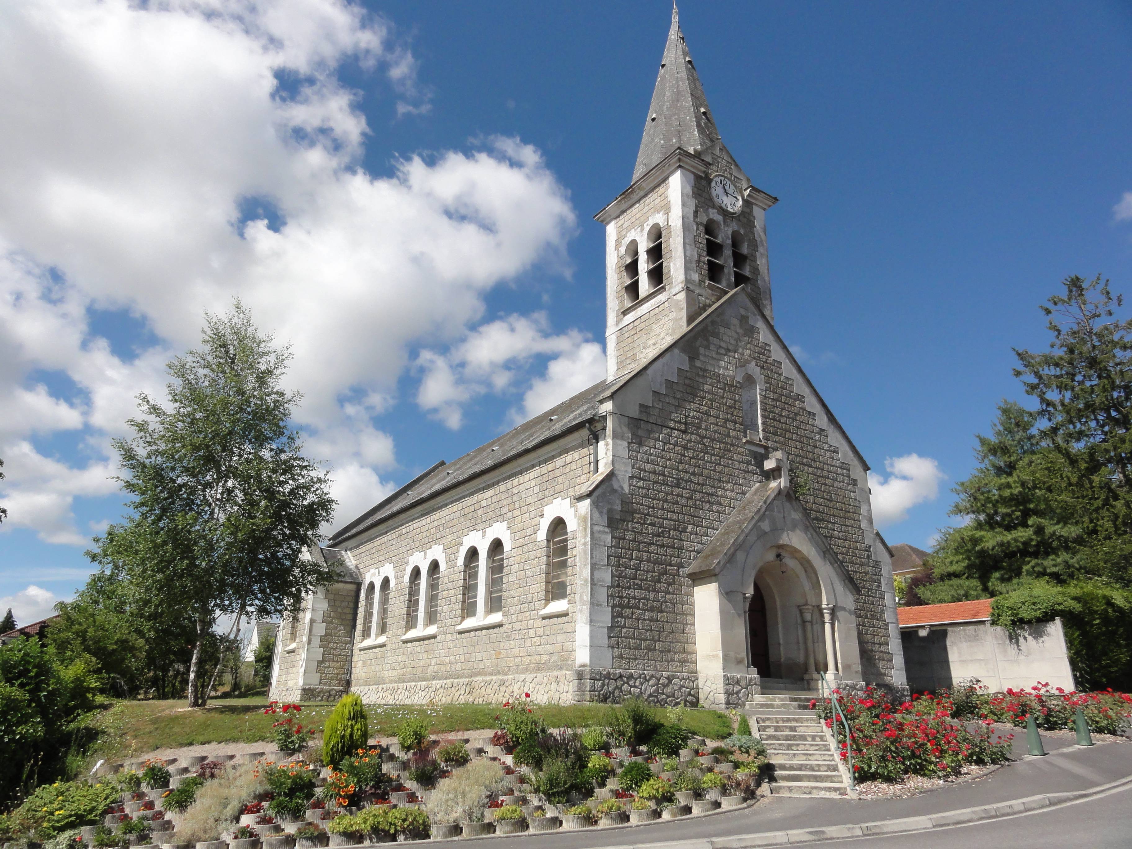 Photo de Évergnicourt Saint-Hubert Church
