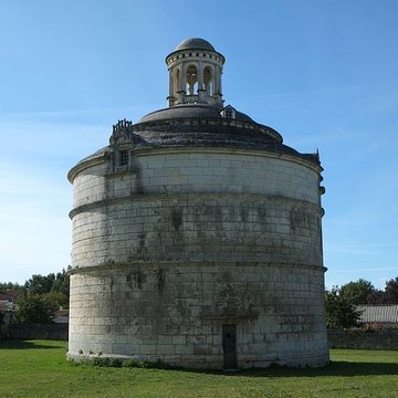 Abbaye de Montierneuf