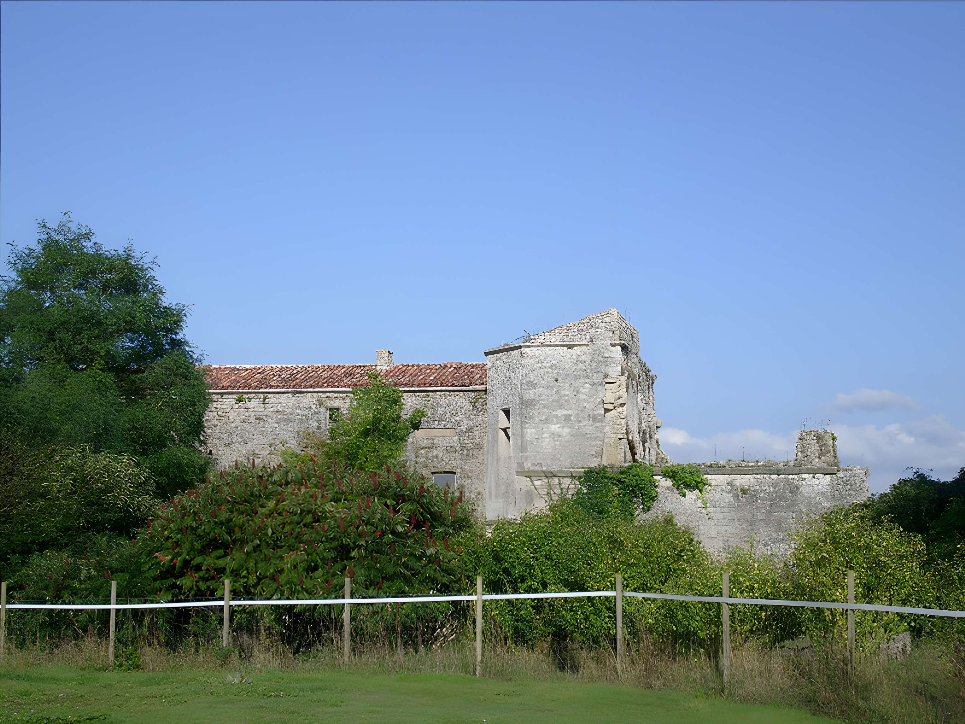 Abbaye de Montierneuf