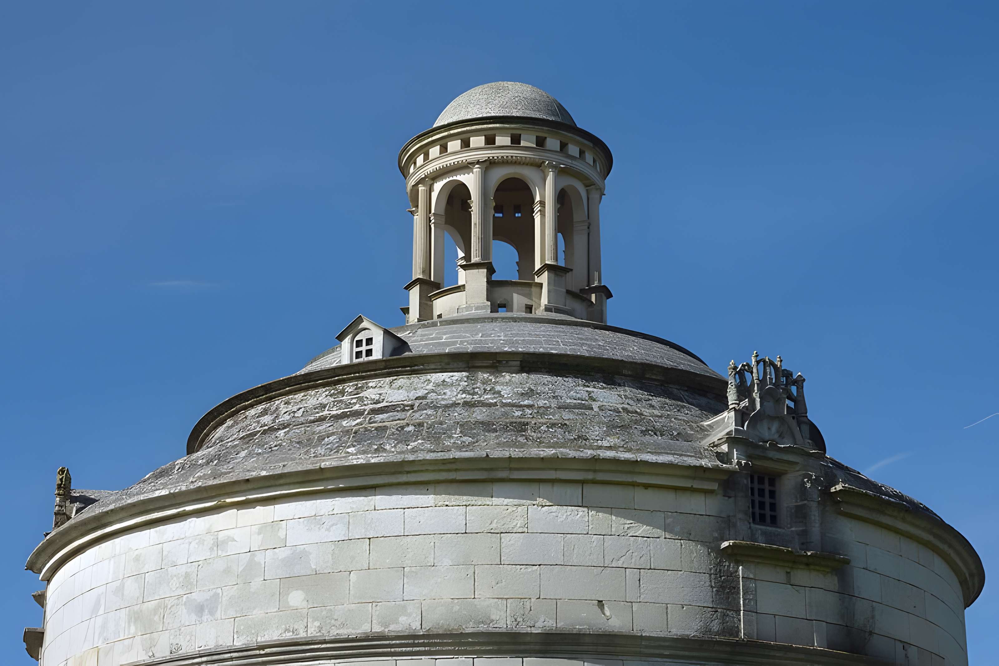 Abbaye de Montierneuf