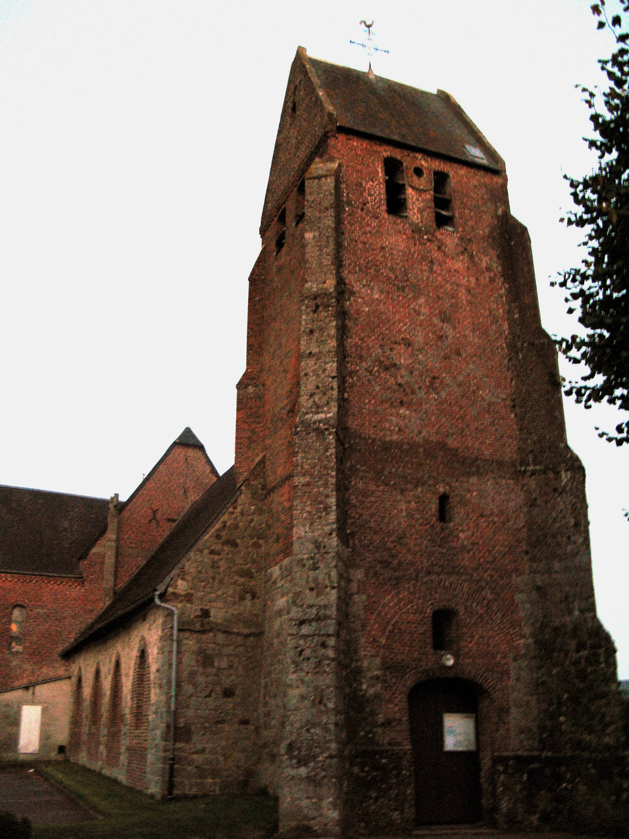 Photo de Kirche Saint Martin de Laigny