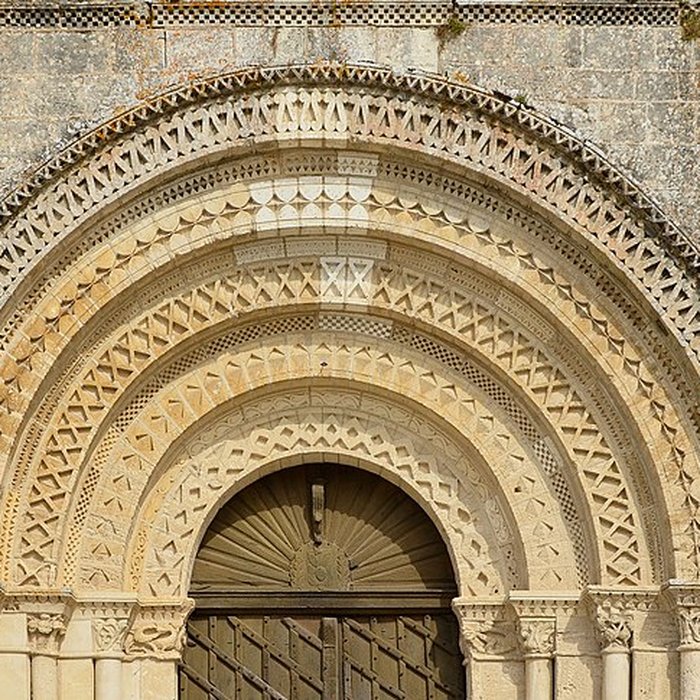 Photo de Abbaye de Saint-Amant-de-Boixe