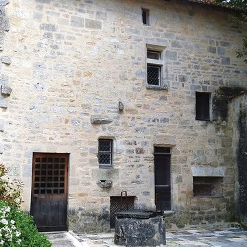 Abbaye de Saint-Amant-de-Boixe