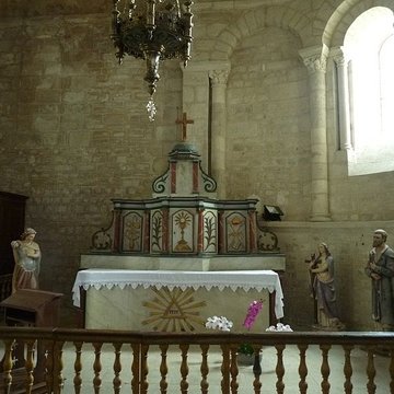 Abbaye de Saint-Amant-de-Boixe