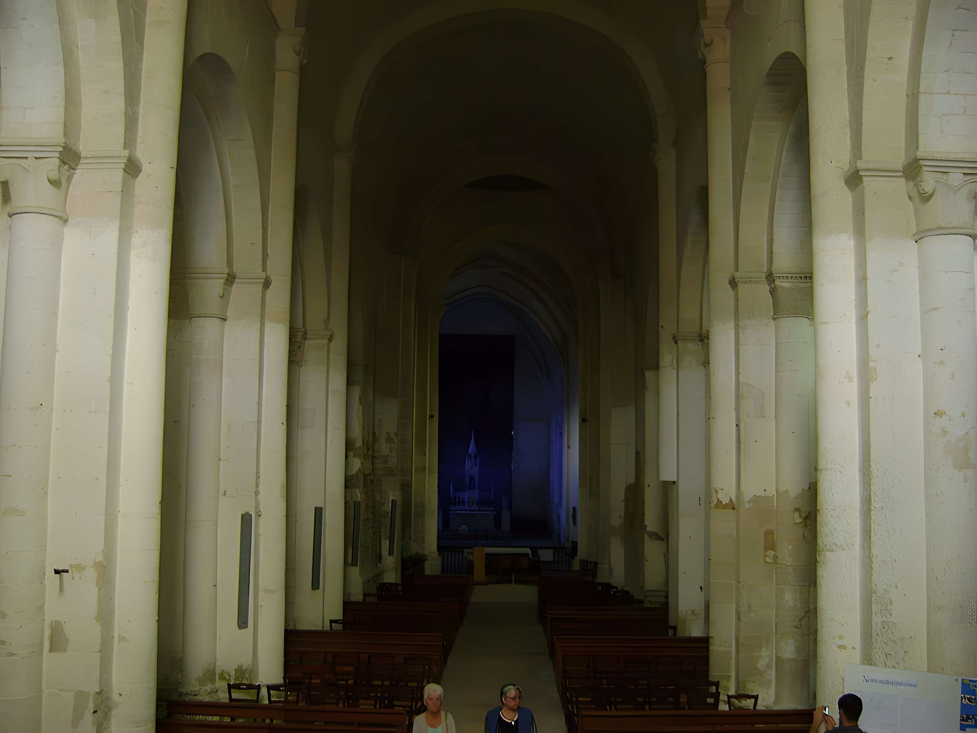 Abbaye de Saint-Amant-de-Boixe