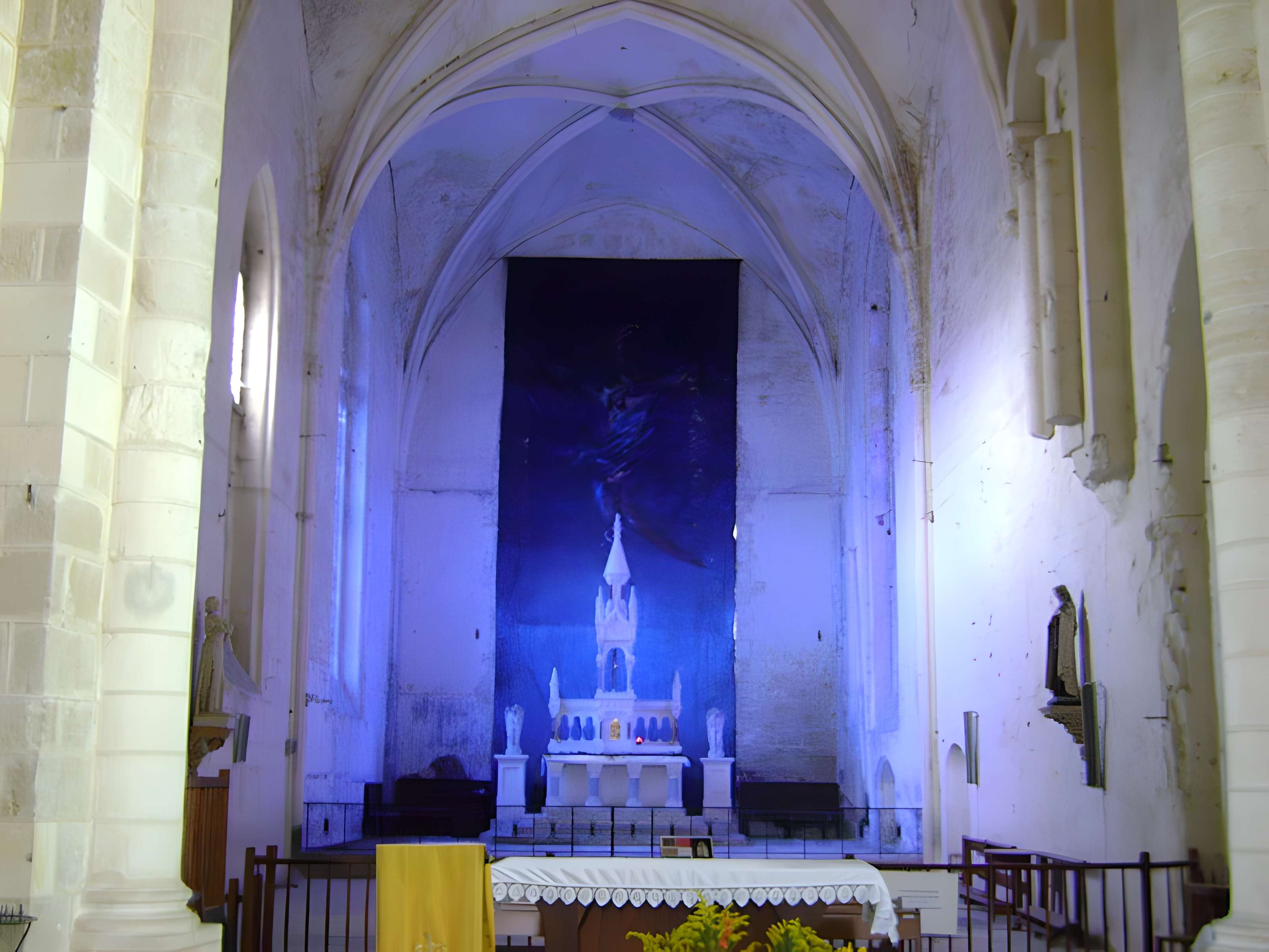 Abbaye de Saint-Amant-de-Boixe