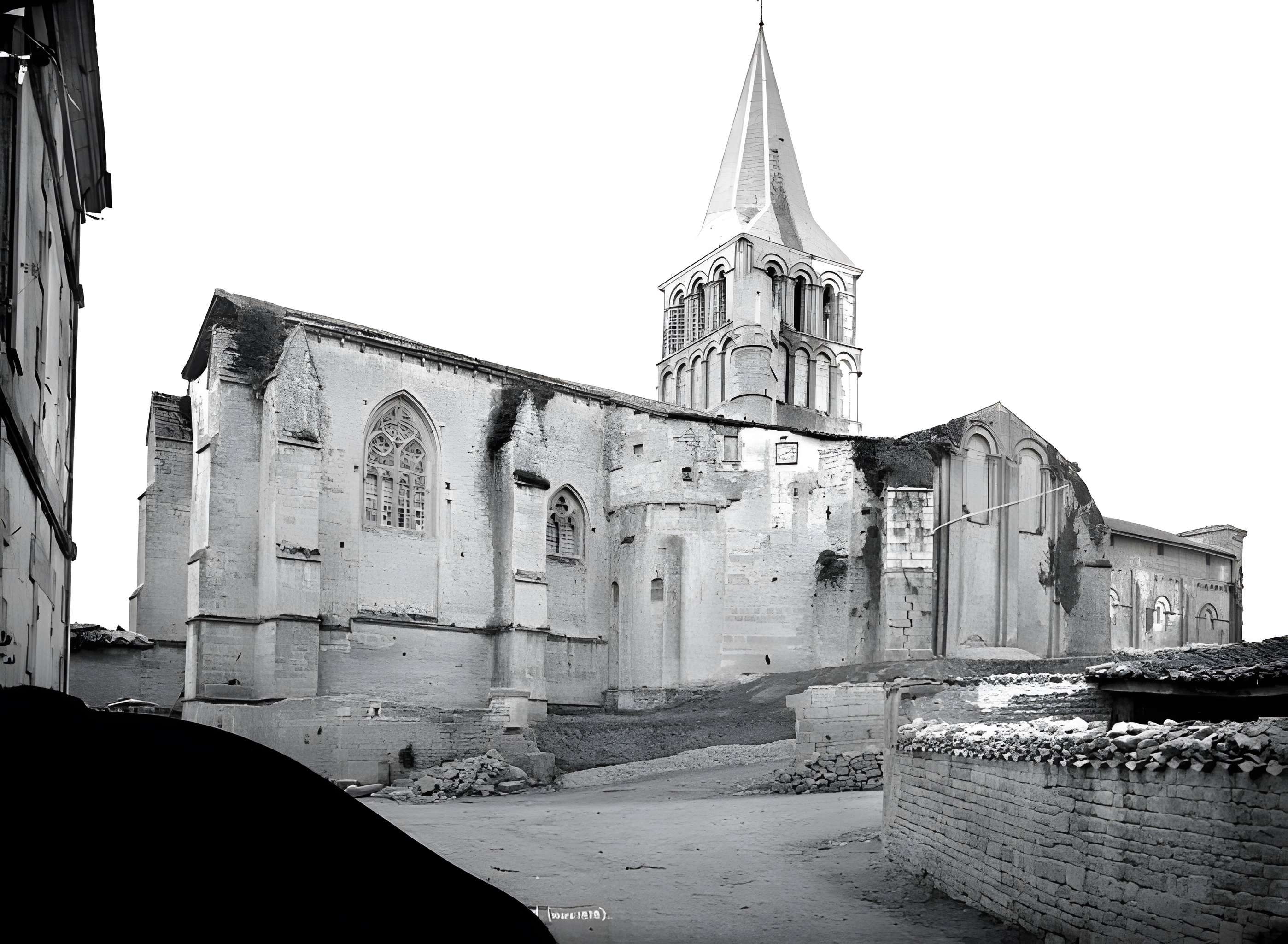 Abbaye de Saint-Amant-de-Boixe