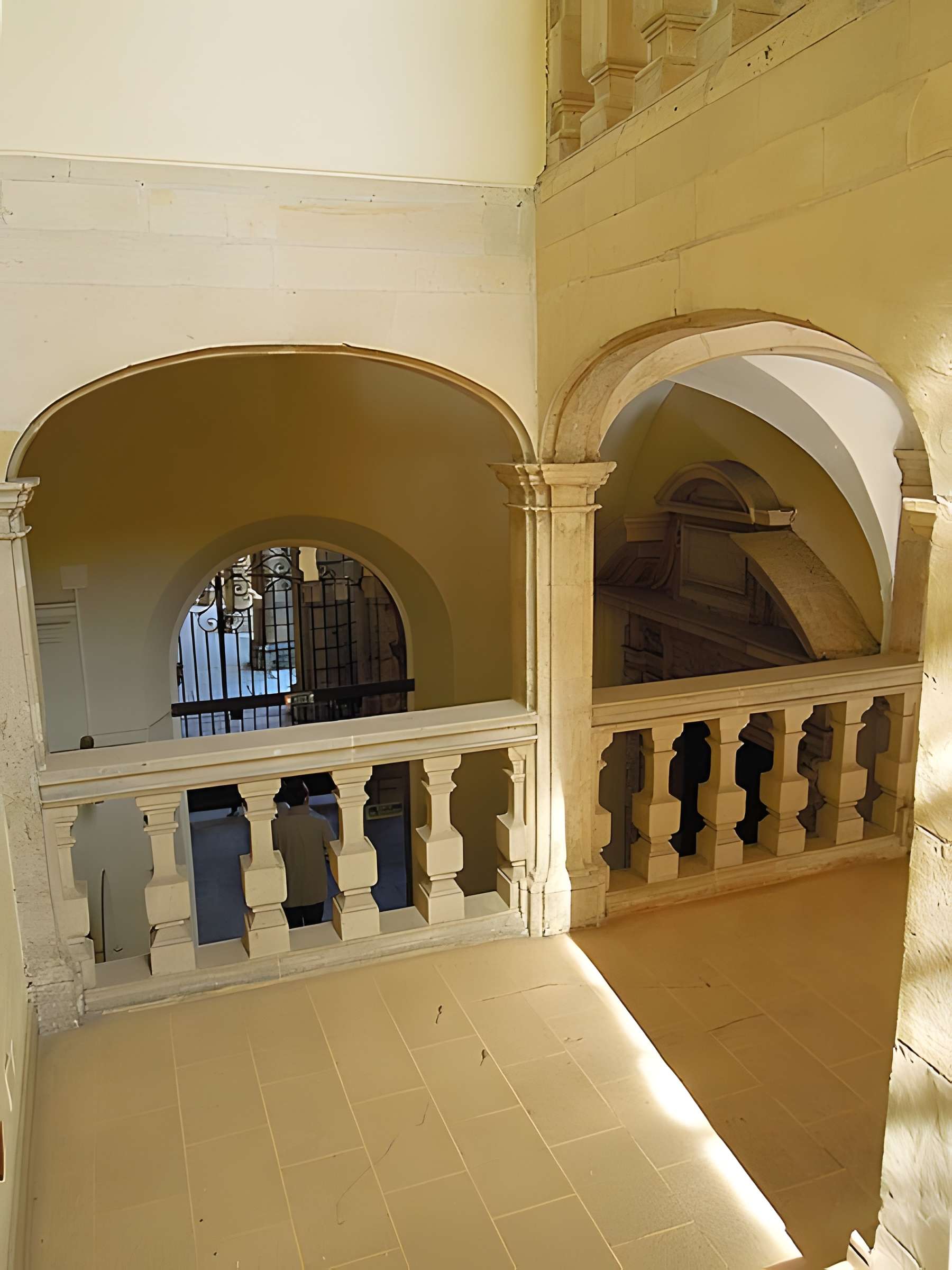 Abbaye de Saint-Arnould