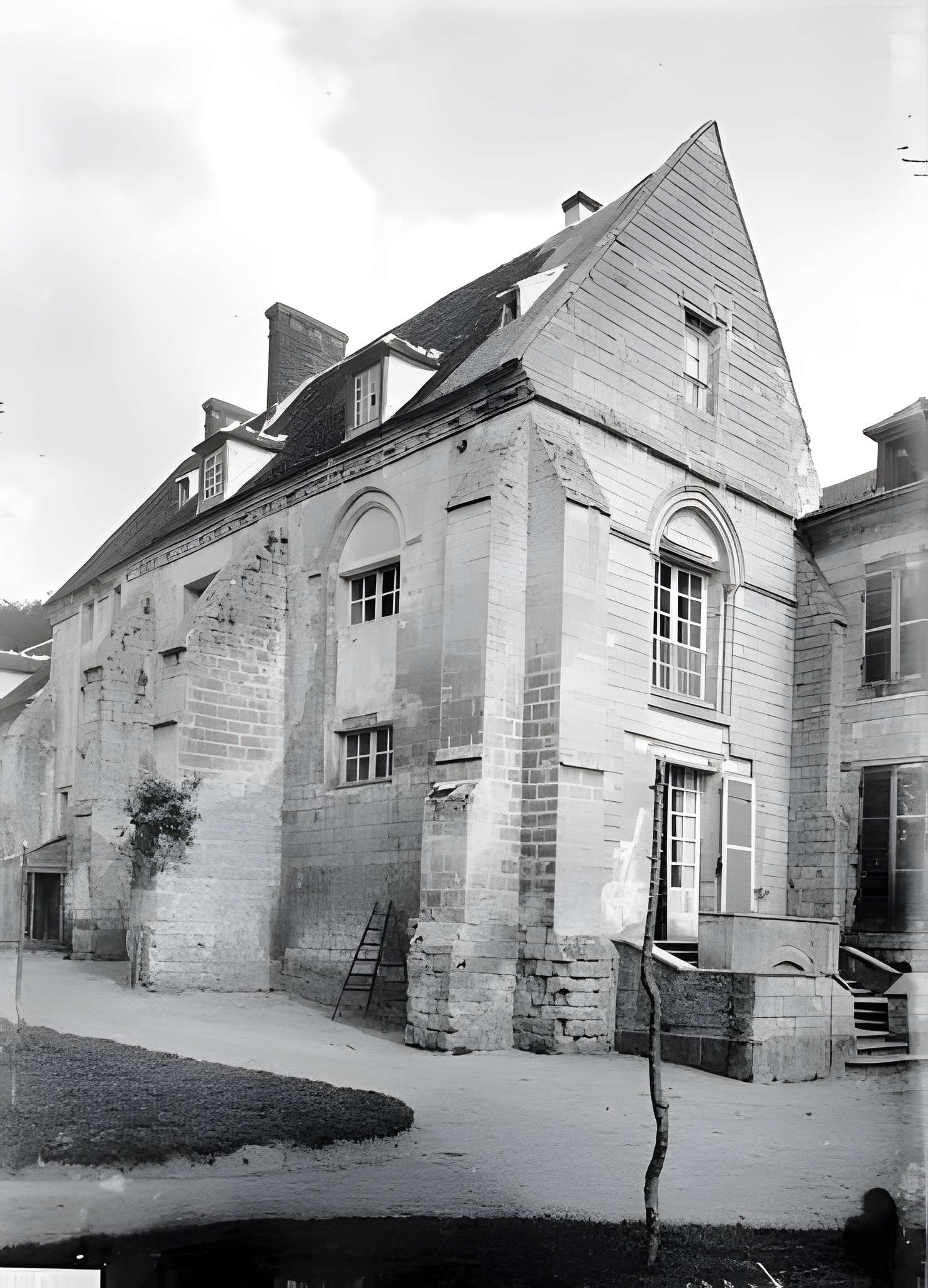 Abbaye de Saint-Jean-aux-Bois