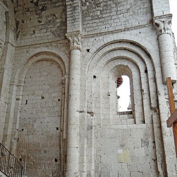 Abbaye de Saint-Maurin