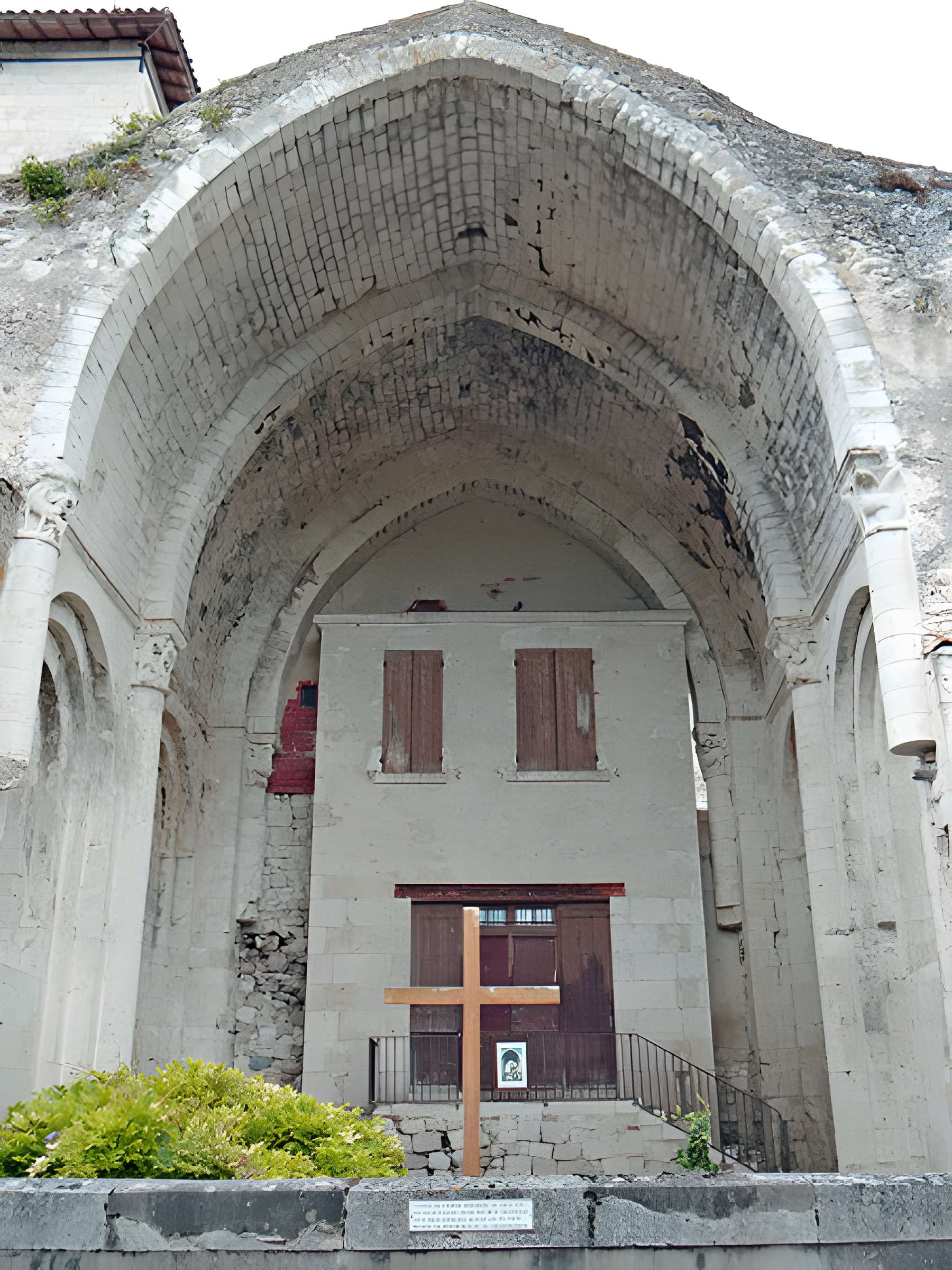 Abbaye de Saint-Maurin