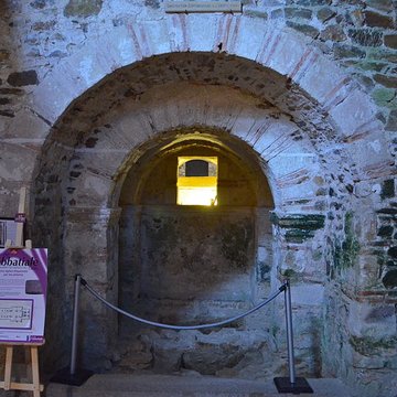 Abbaye de Saint-Philbert-de-Grand-Lieu