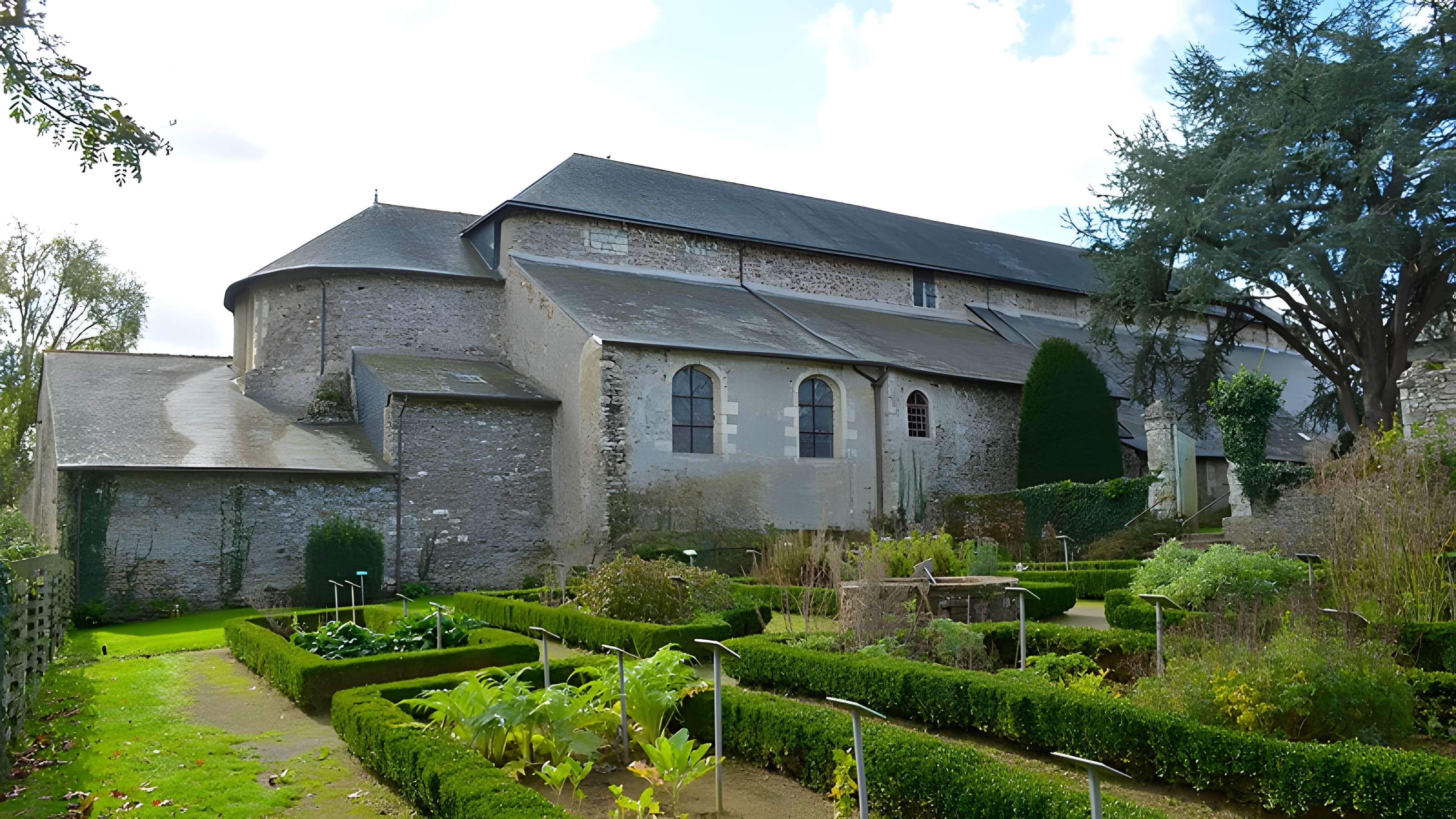 Abbaye de Saint-Philbert-de-Grand-Lieu