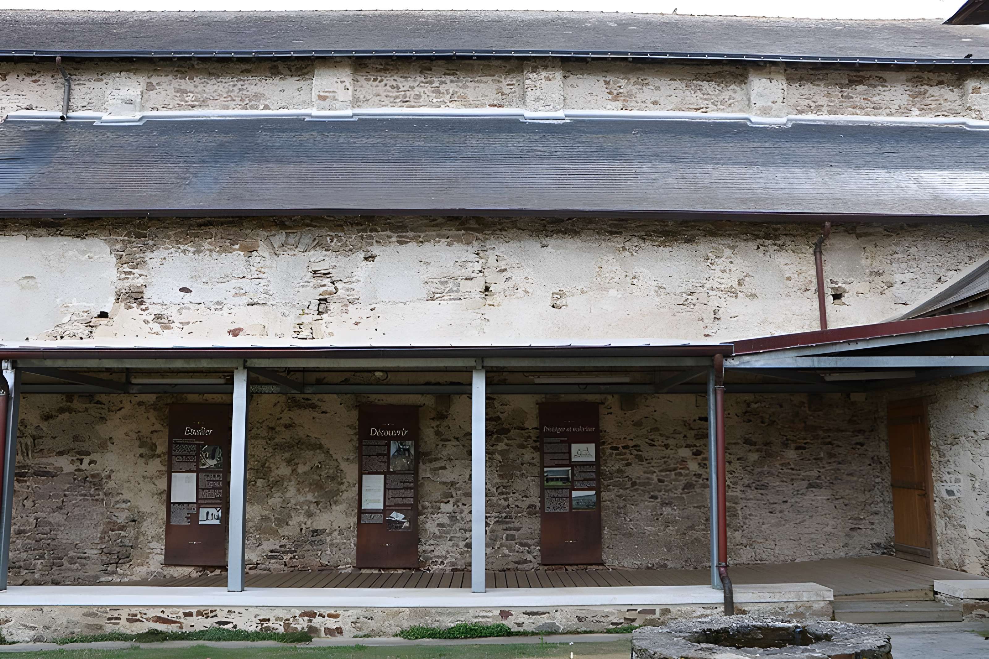 Abbaye de Saint-Philbert-de-Grand-Lieu