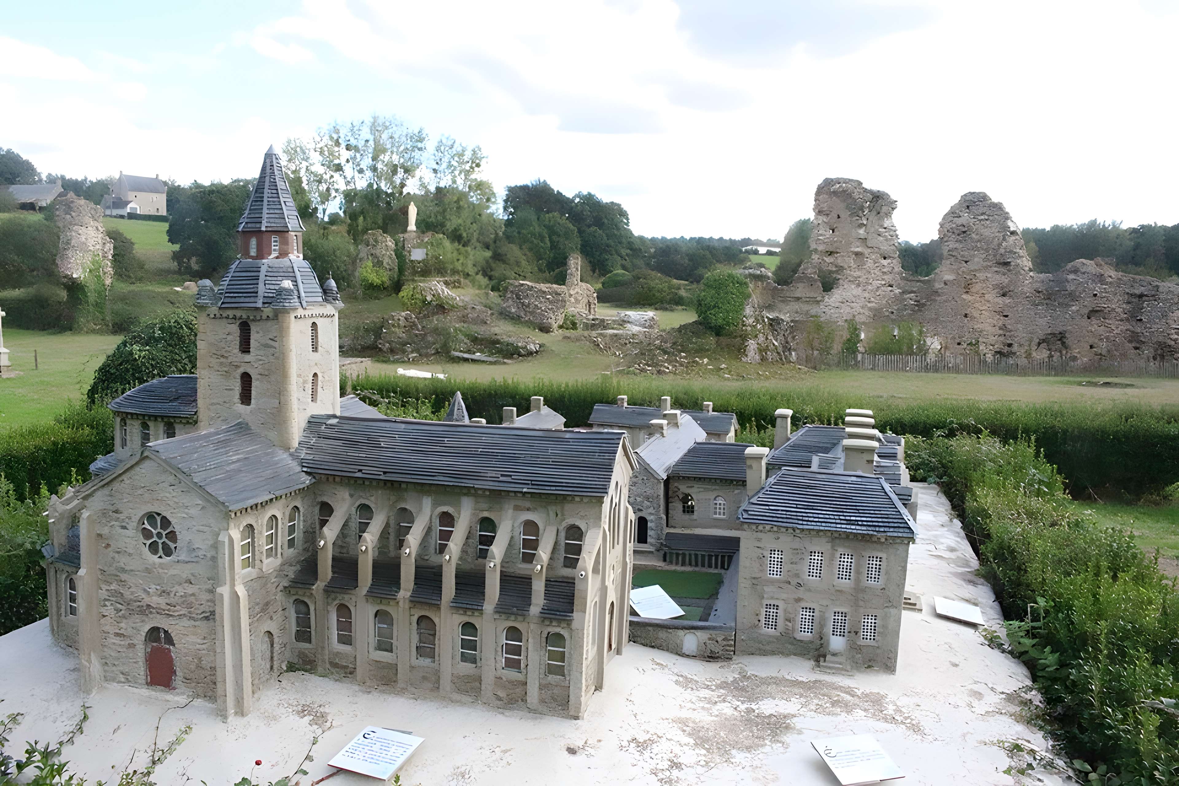 Abbaye de Savigny