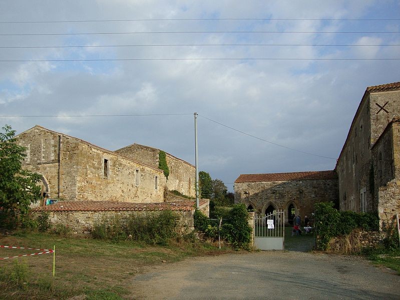 Photo de Abbaye de Trizay à Bournezeau