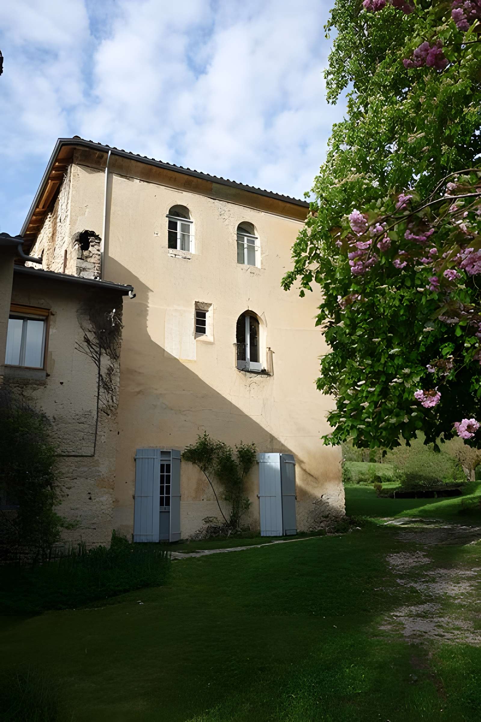 Abbaye de Valcroissant