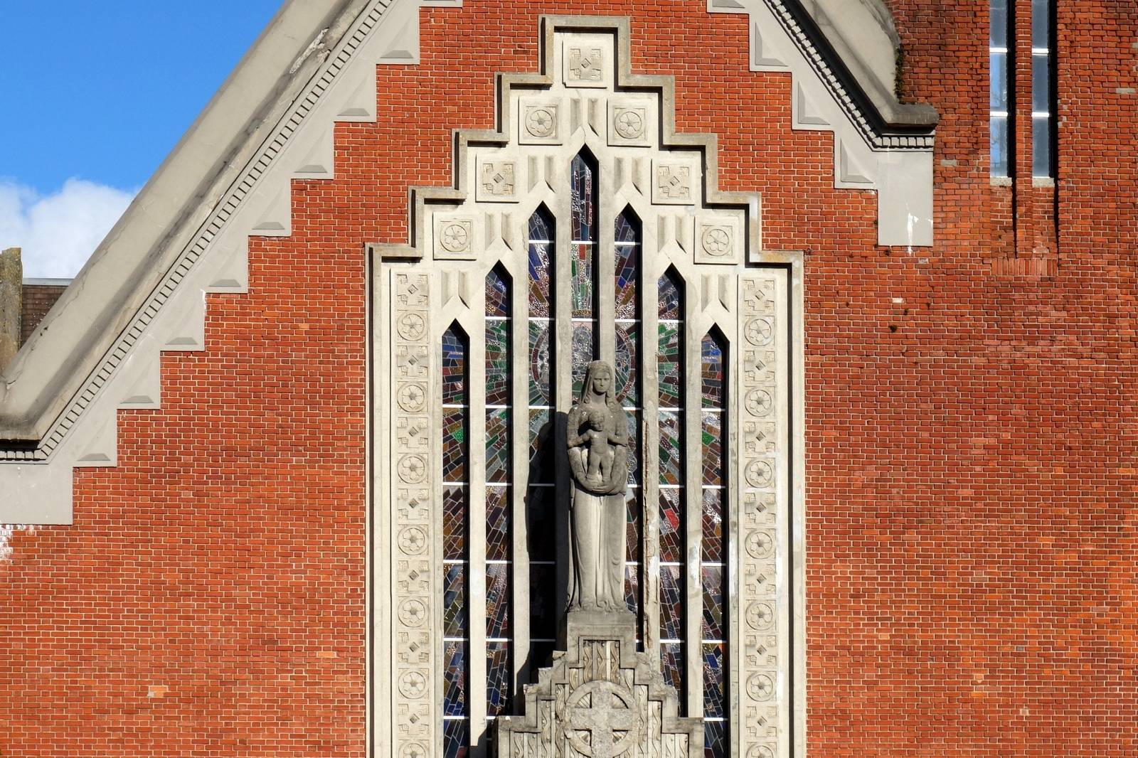 Photo de Kerk van de Heilige Maagd van Fargniers