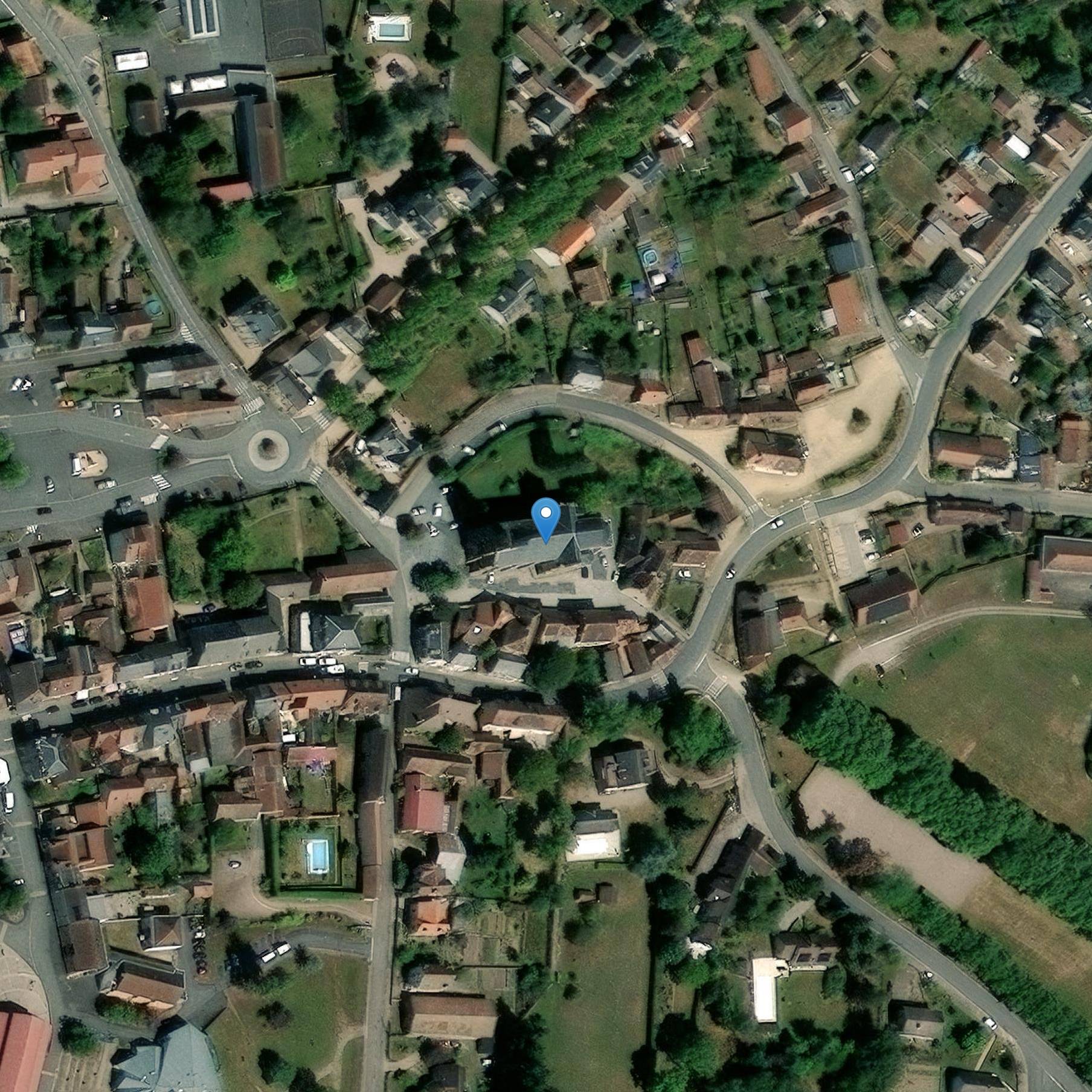 Photo de Église Saint-Martin de Cosne-d'Allier