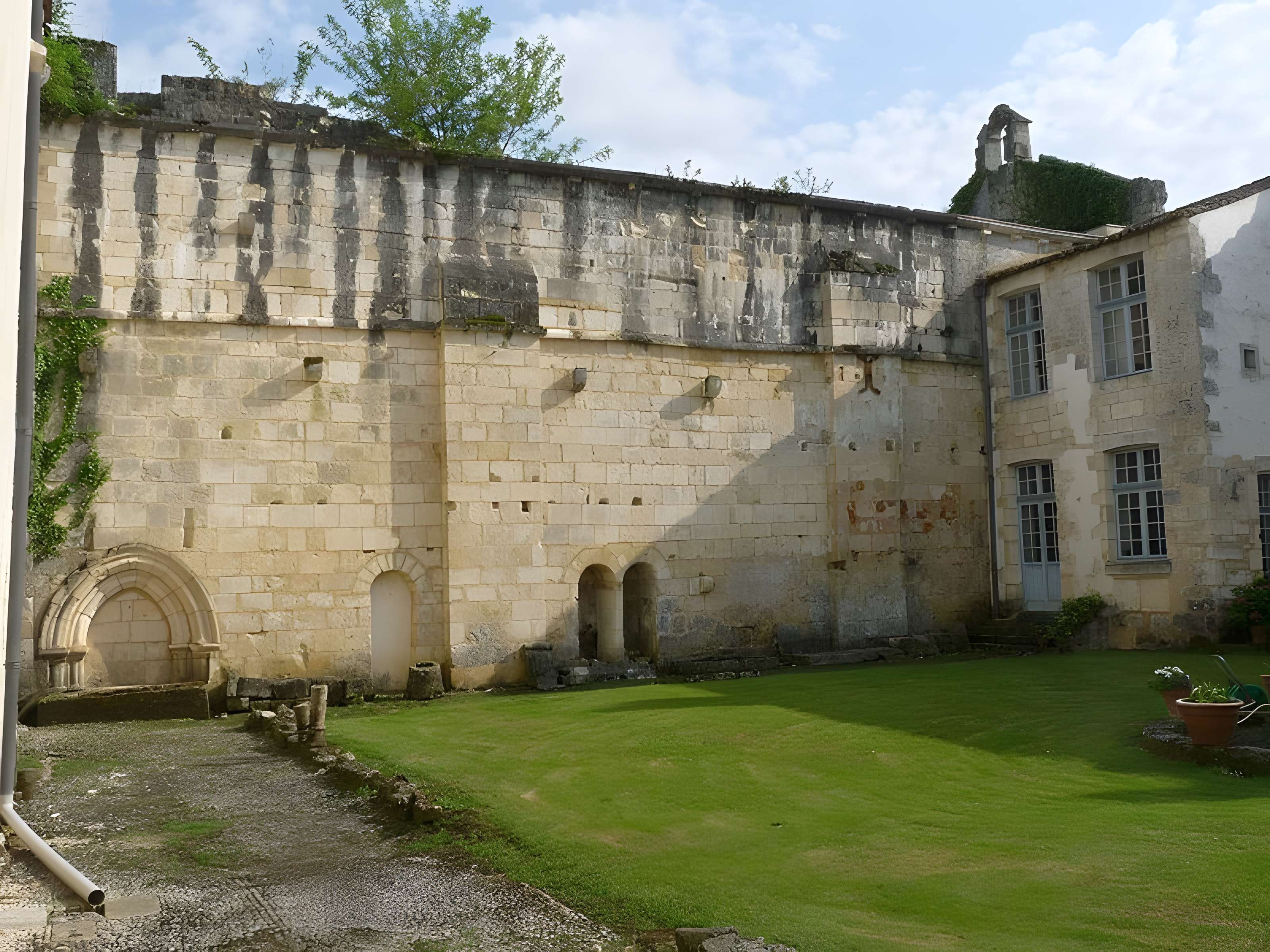 Abbaye Notre-Dame de Grosbot