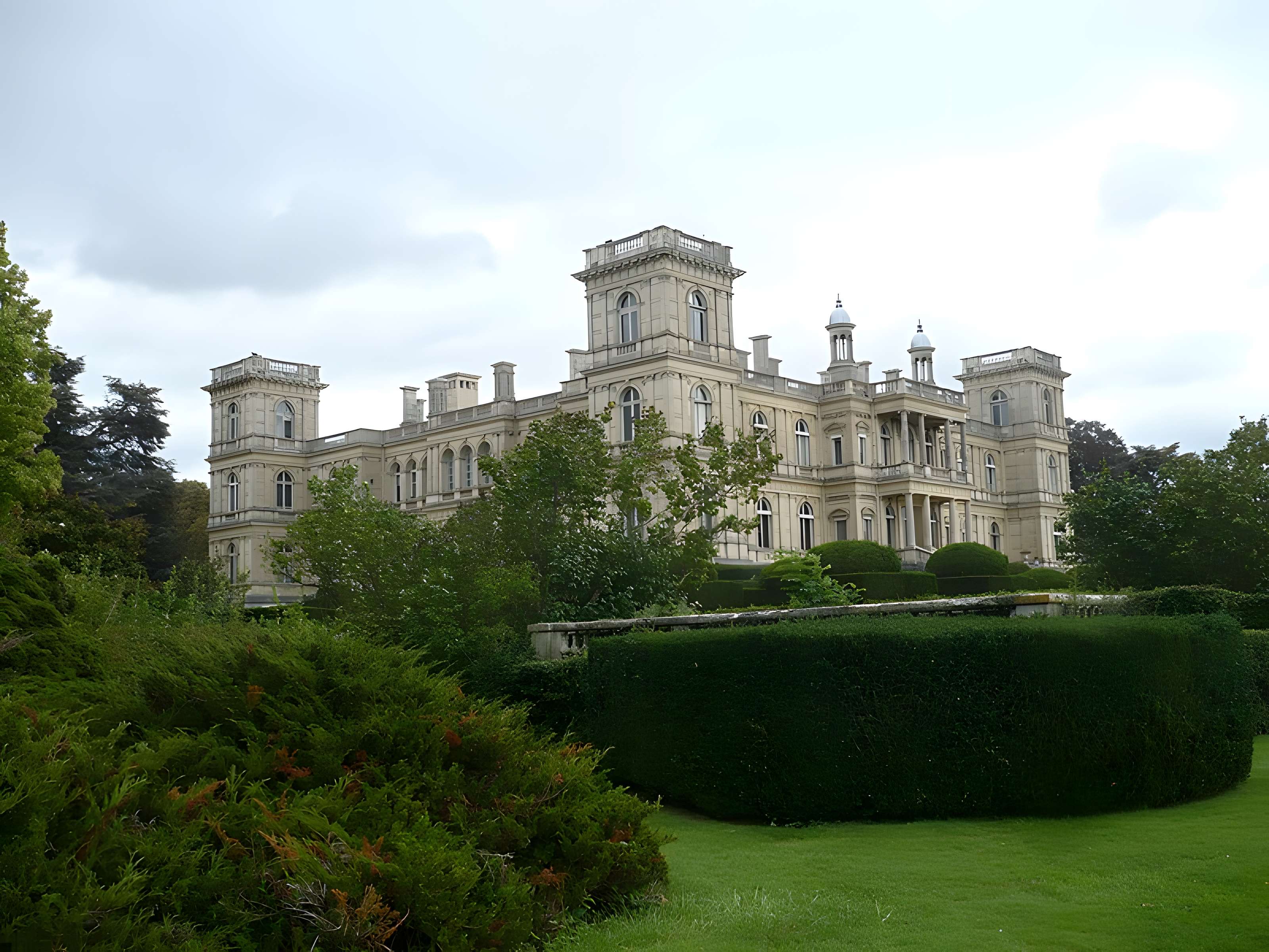 Château de Ferrières
