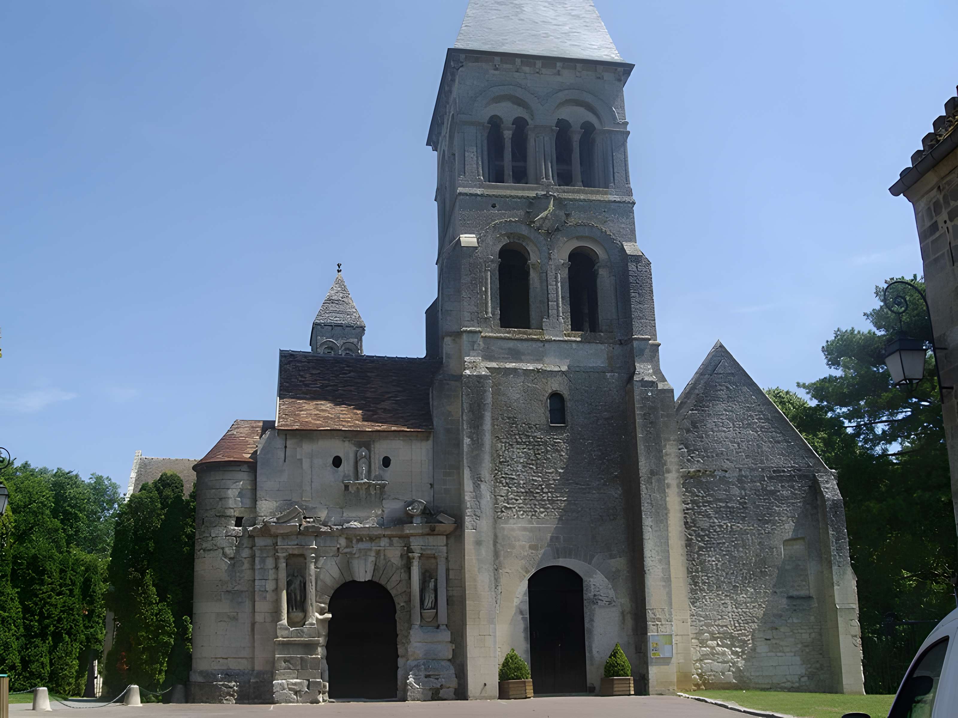Abbaye Notre-Dame de Morienval