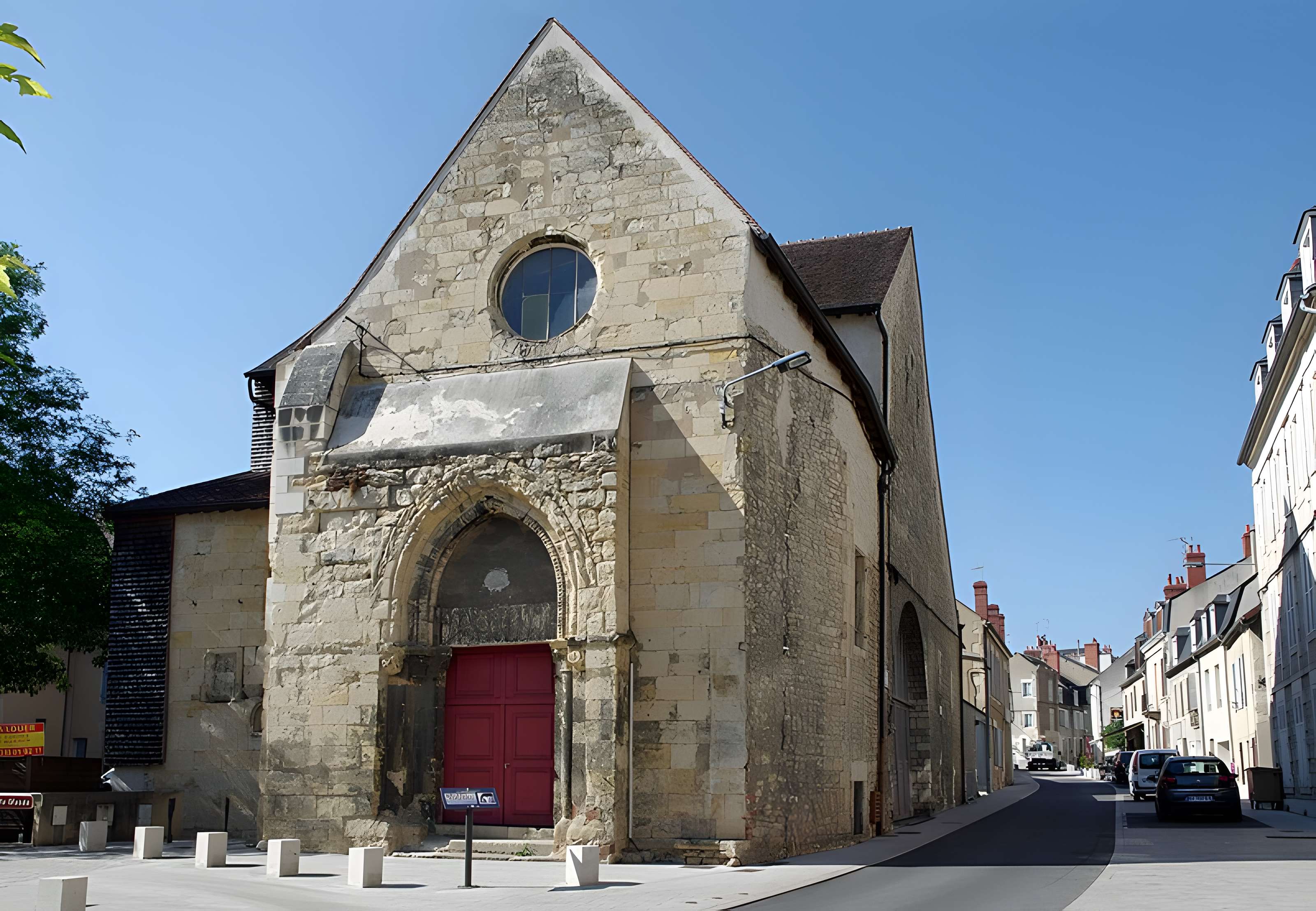 Abbaye Notre-Dame de Nevers