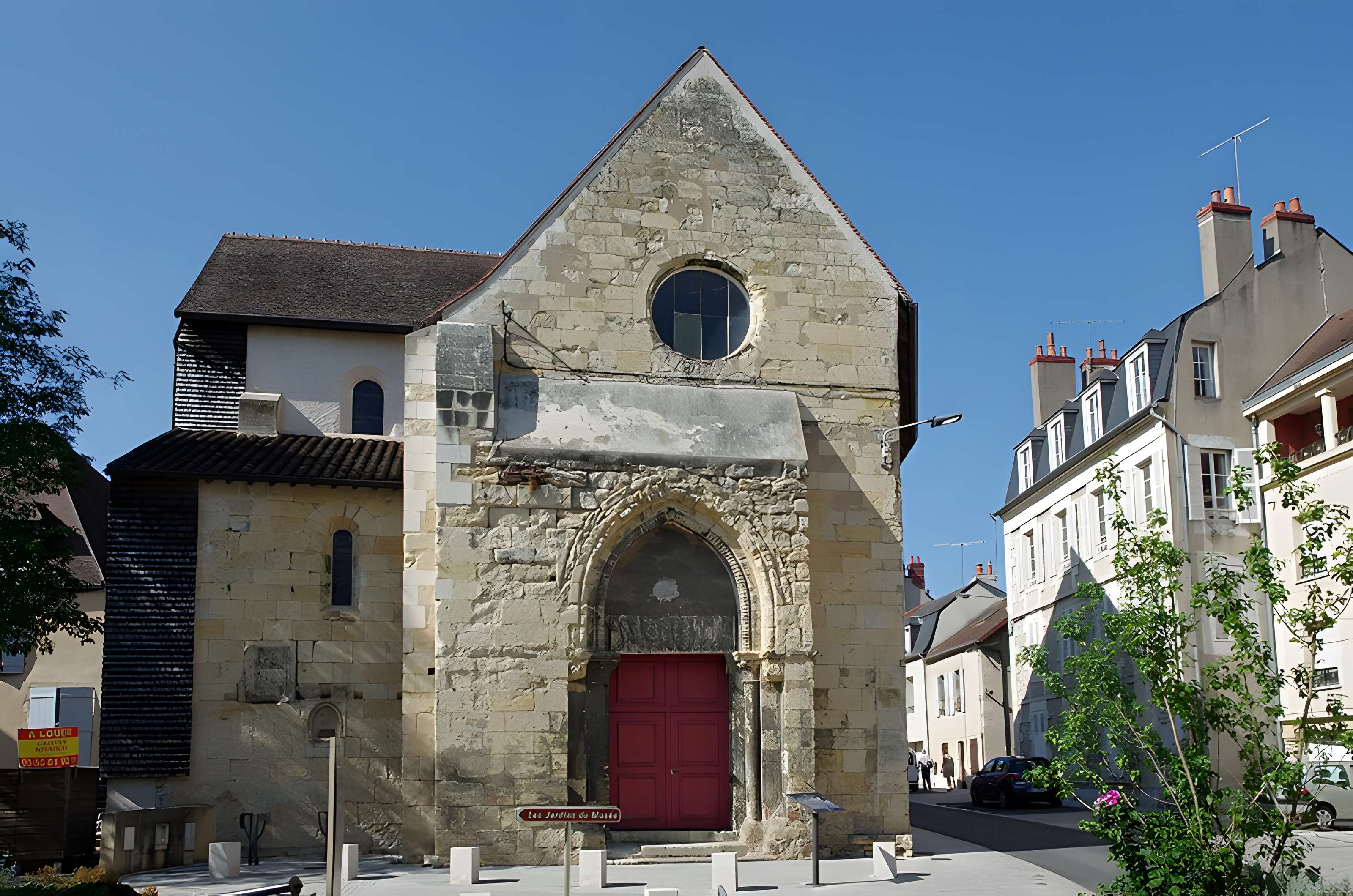 Abbaye Notre-Dame de Nevers
