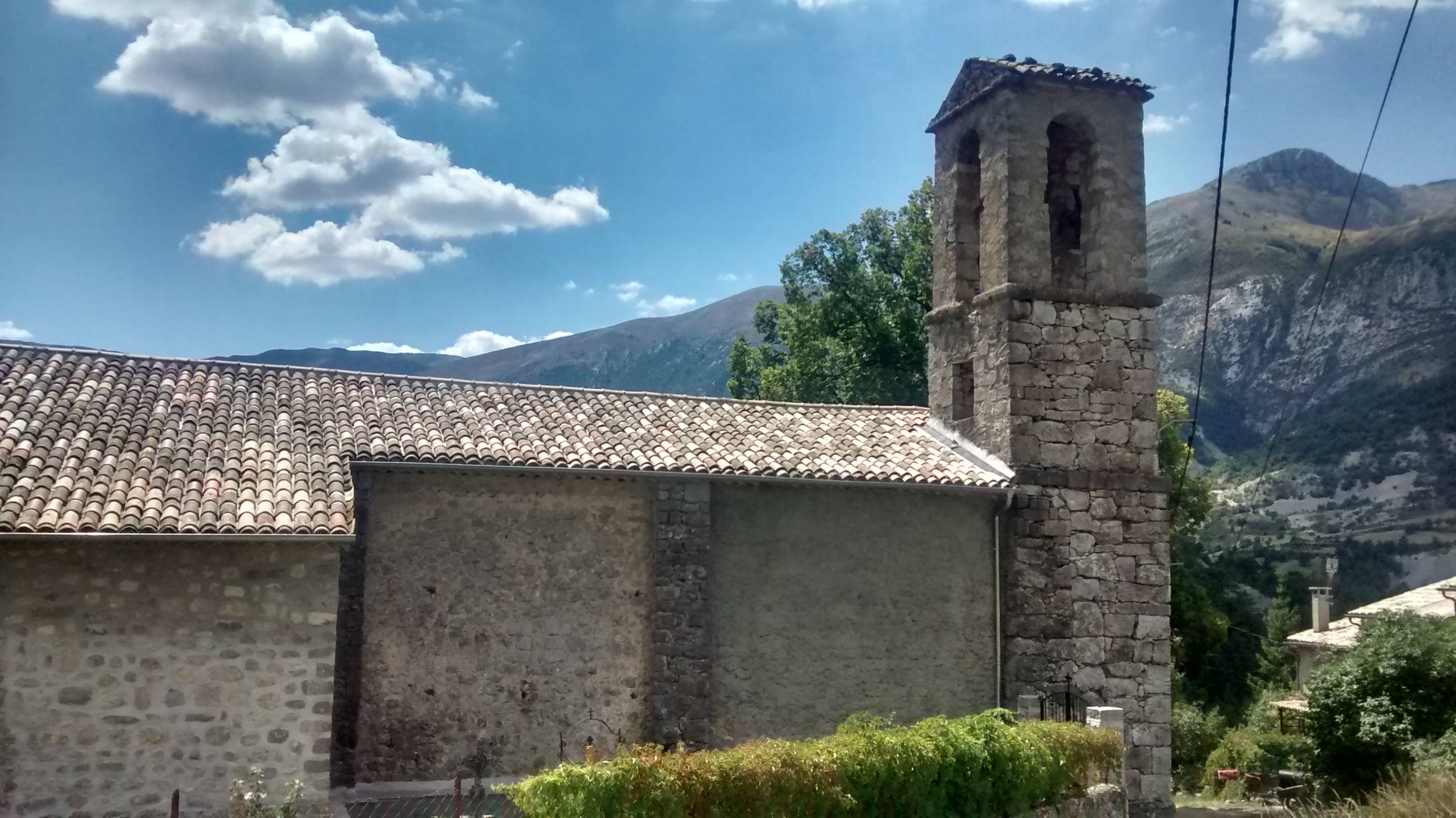 Photo de Saint-Symphorian Church of Ferrays