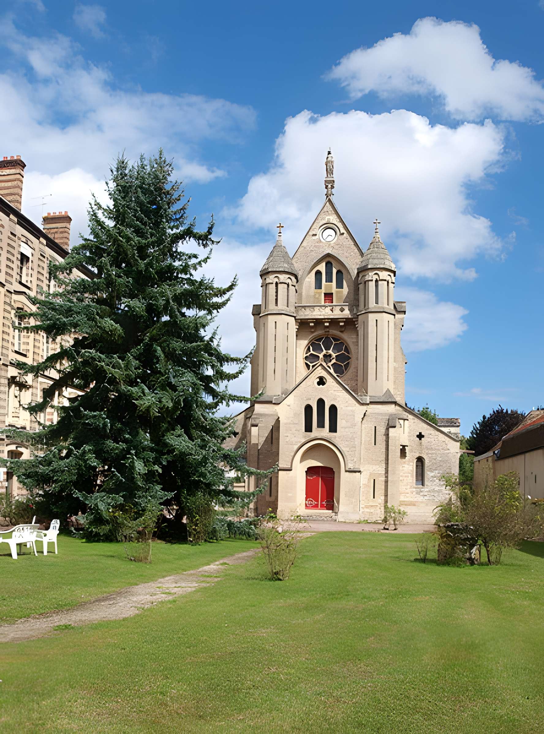 Abbaye Sainte-Colombe de Saint-Denis-lès-Sens