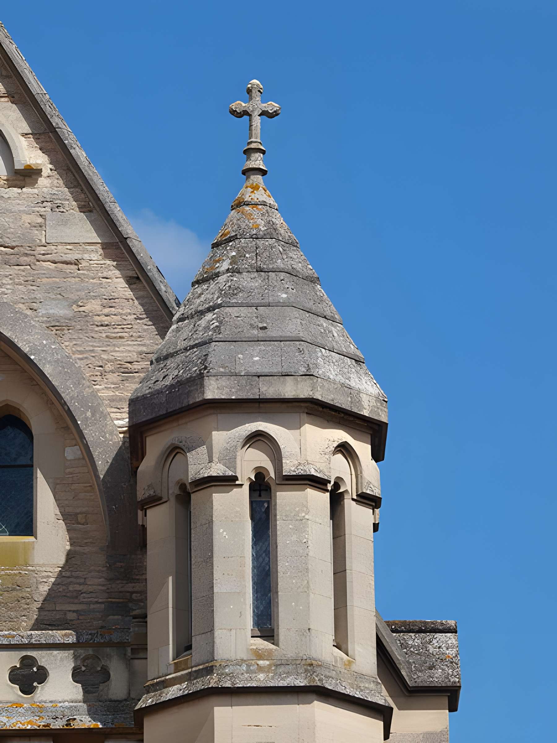 Abbaye Sainte-Colombe de Saint-Denis-lès-Sens