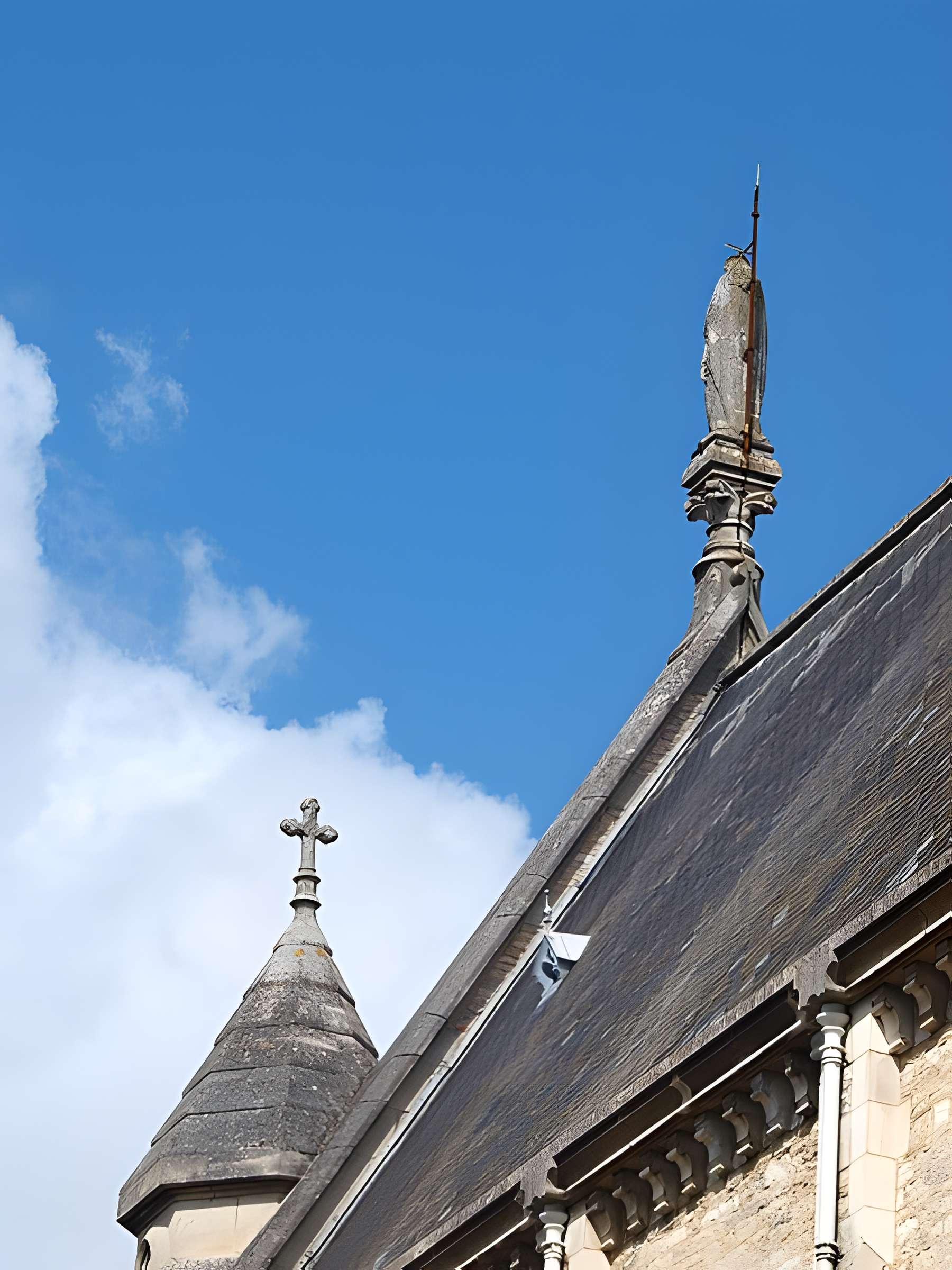 Abbaye Sainte-Colombe de Saint-Denis-lès-Sens
