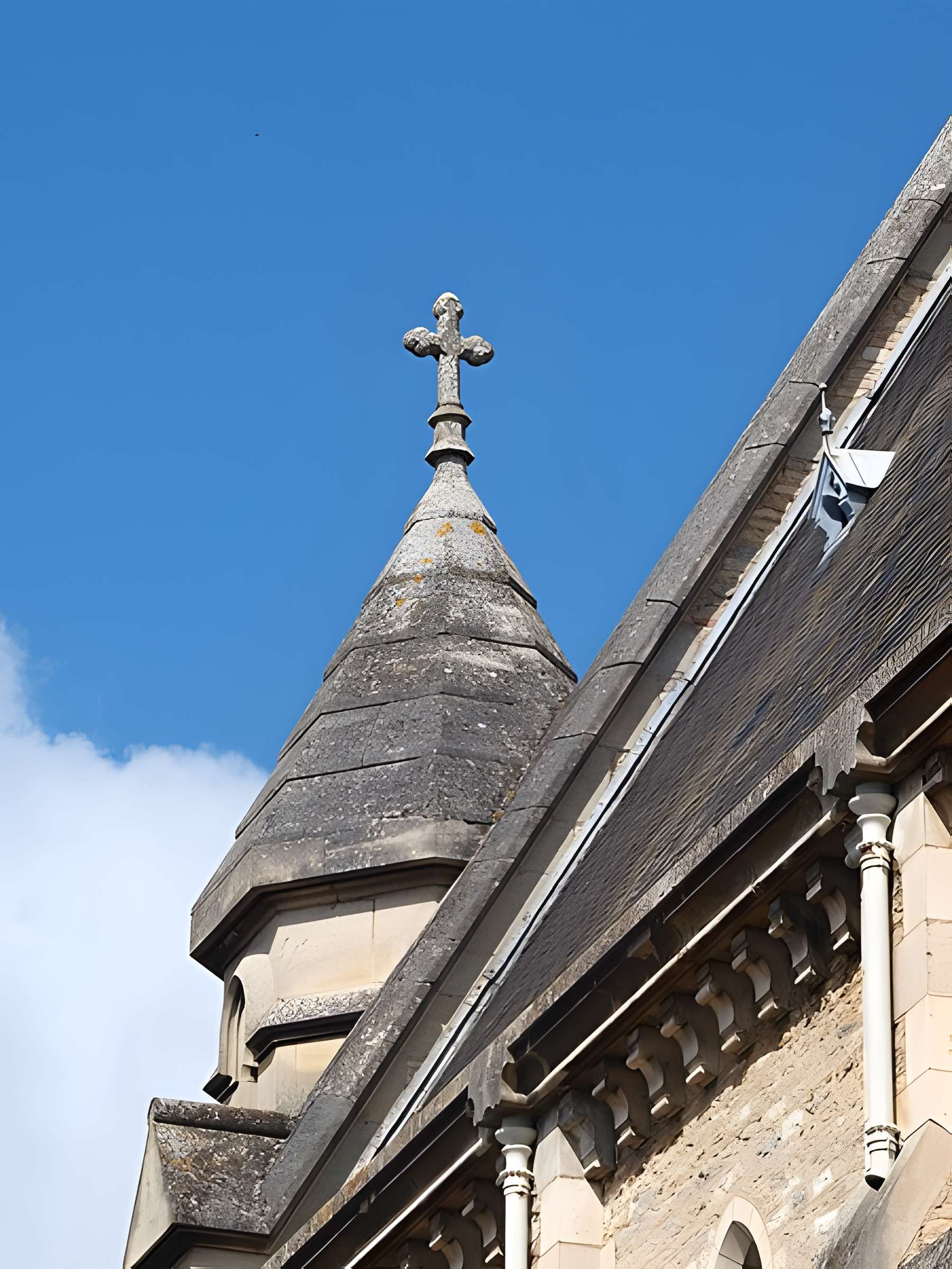 Abbaye Sainte-Colombe de Saint-Denis-lès-Sens