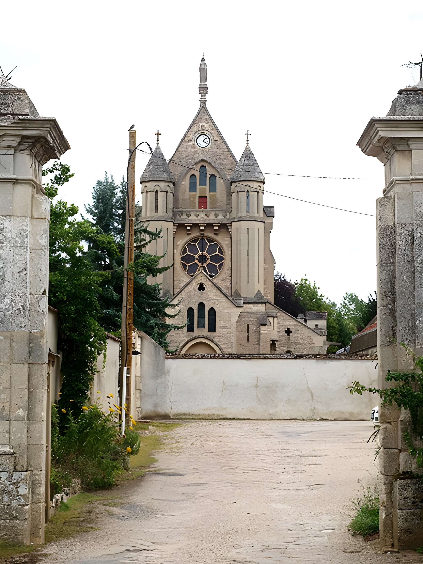 Abbaye Sainte-Colombe de Saint-Denis-lès-Sens