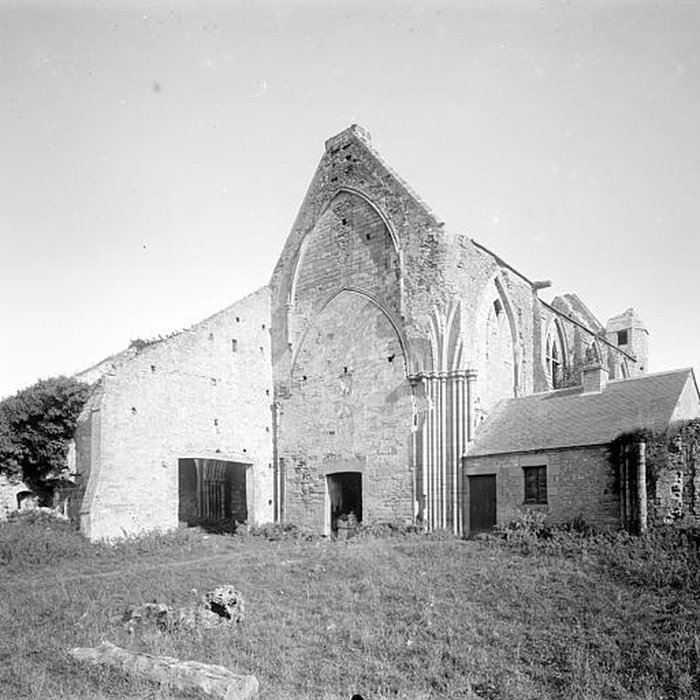 Photo de Abbaye Sainte-Marie de Longues-sur-Mer