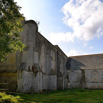 Abbaye Sainte-Marie de Longues-sur-Mer