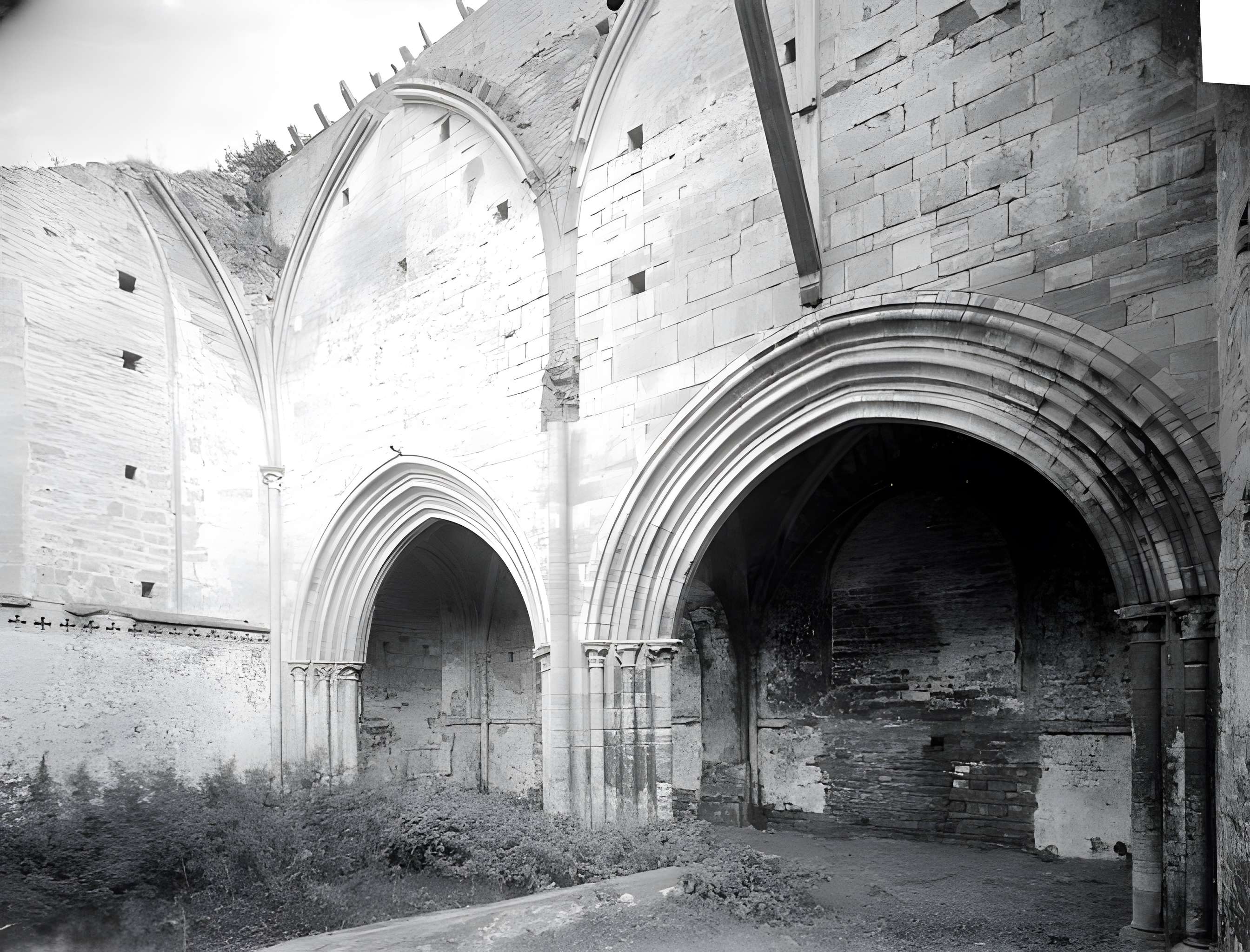Abbaye Sainte-Marie de Longues-sur-Mer