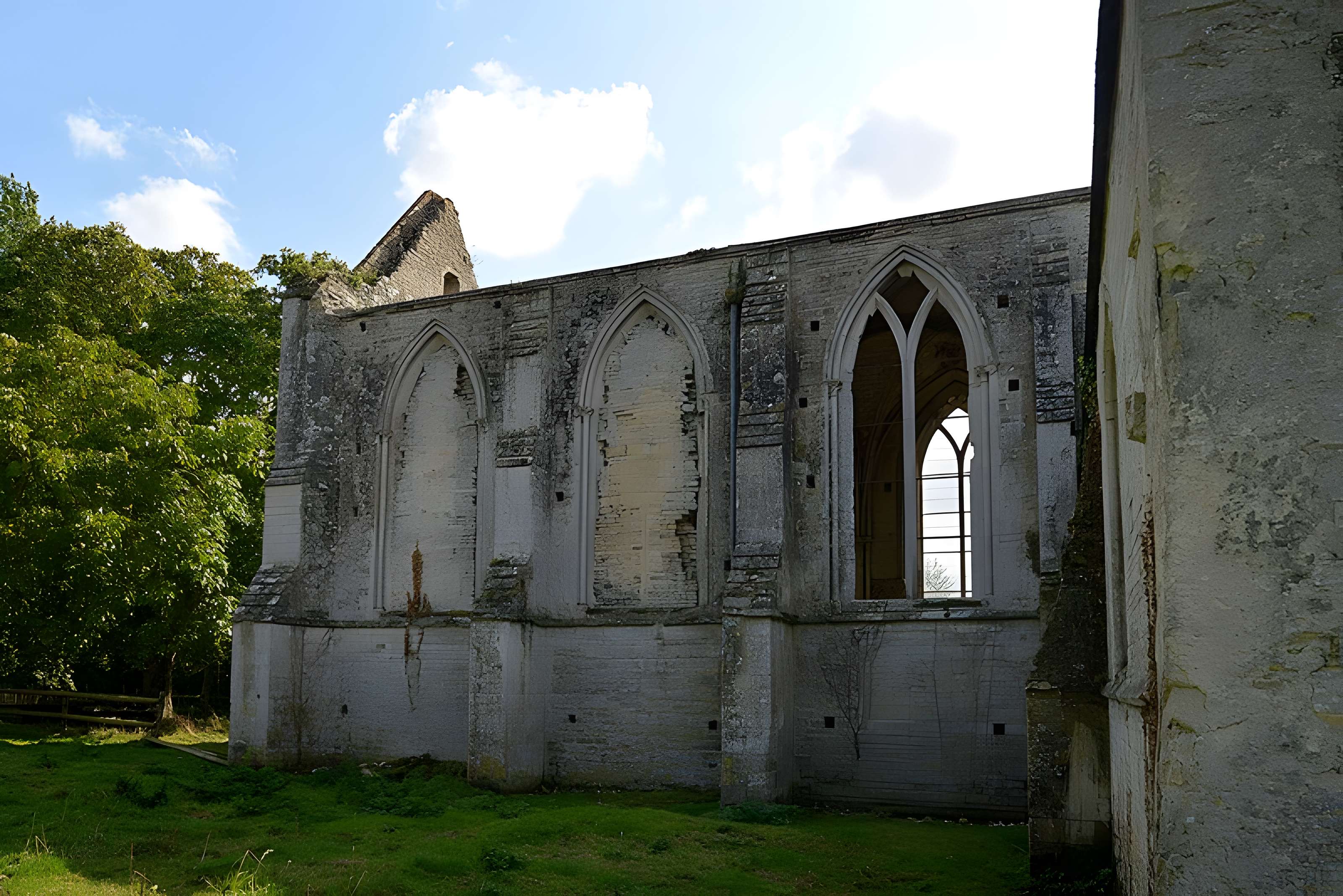 Abbaye Sainte-Marie de Longues-sur-Mer